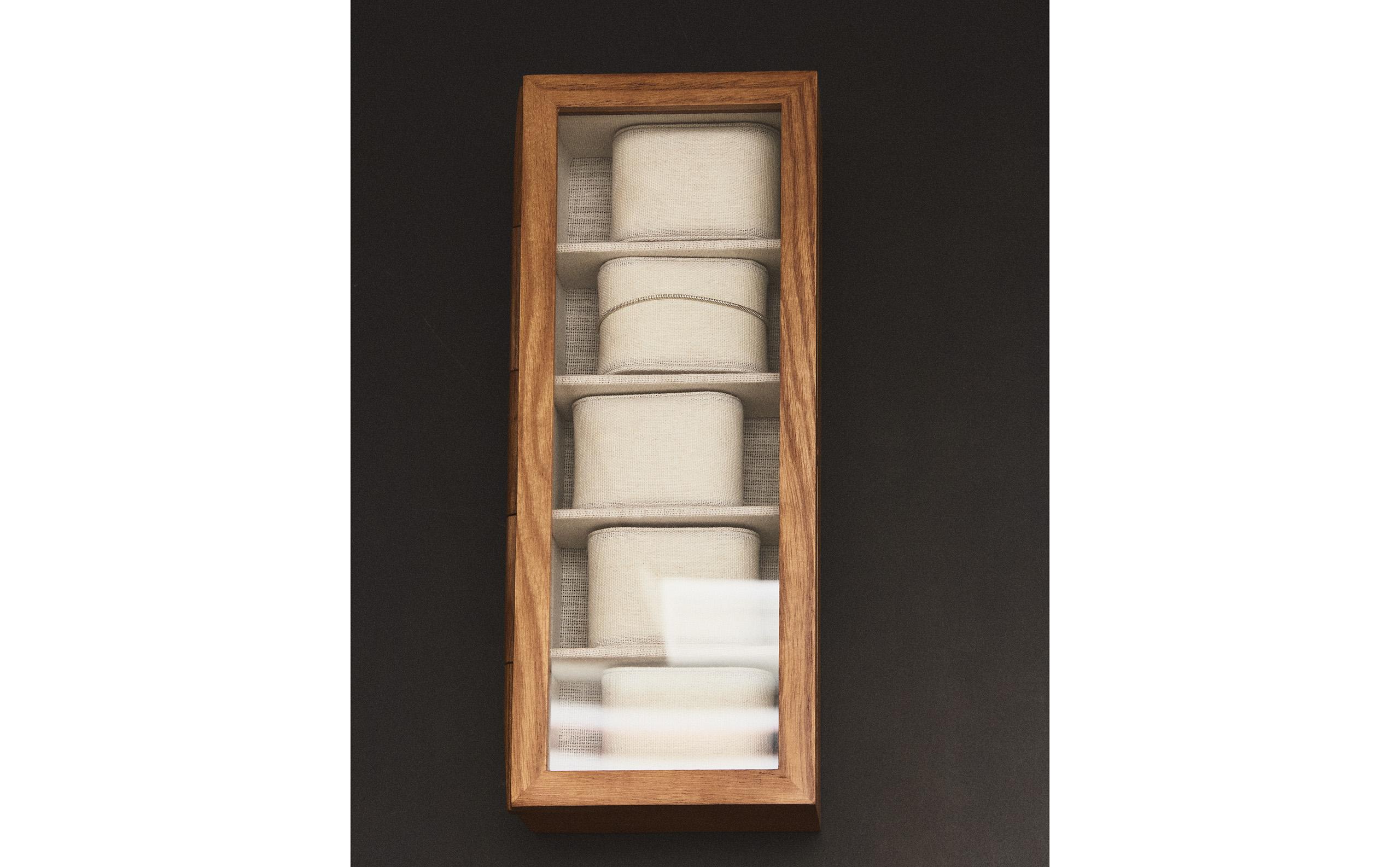 WOODEN WATCH BOX product thumbnail 7