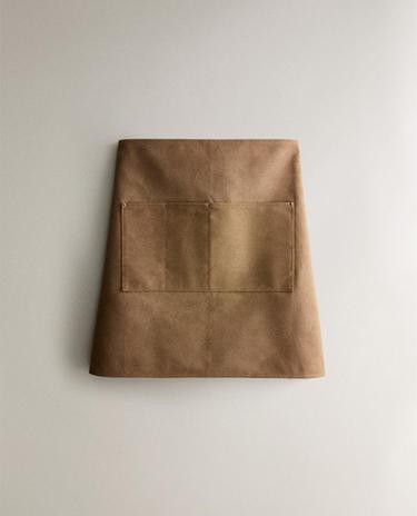 مريول من قماش متين