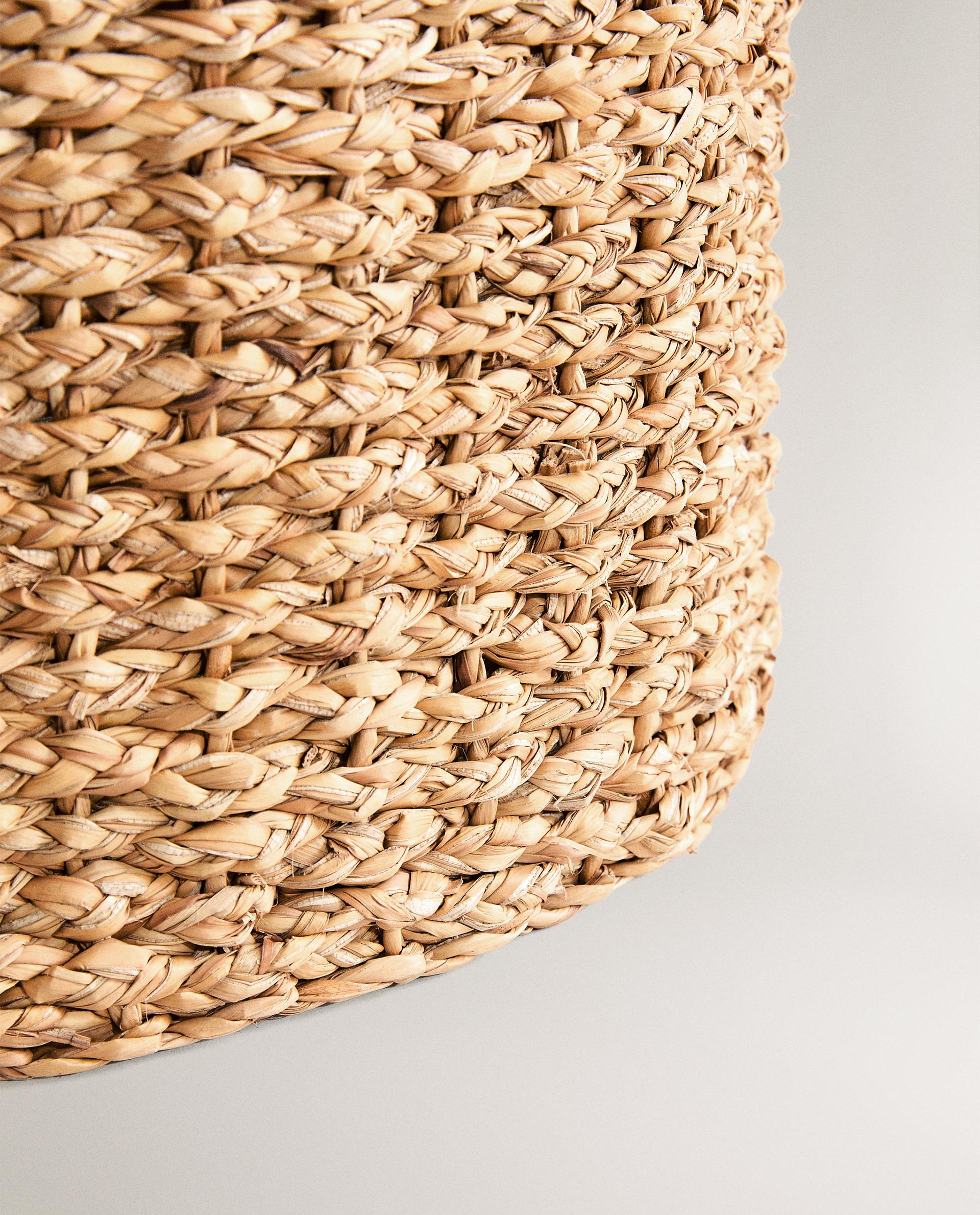 SEAGRASS BASKET WITH LID