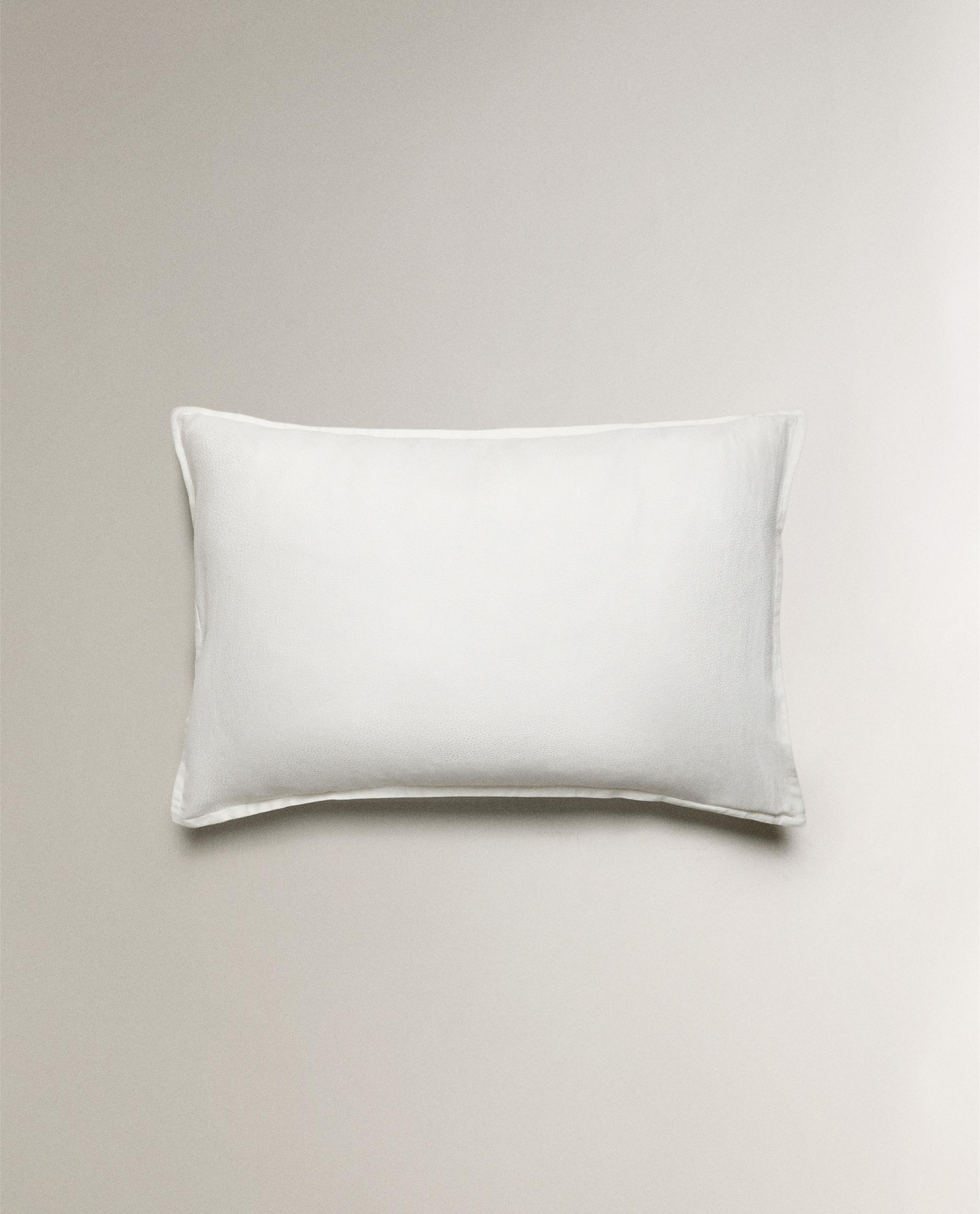SATEEN JACQUARD PILLOWCASE (300 THREAD COUNT) product thumbnail 14