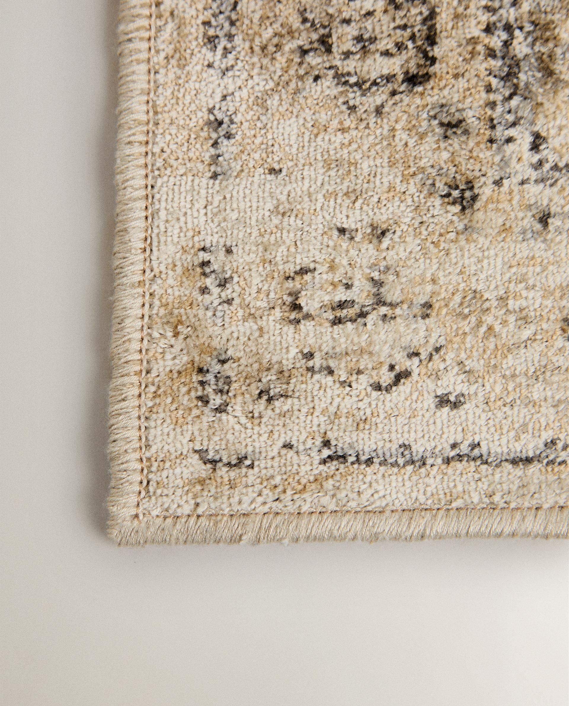 VINTAGE-EFFECT RUG product thumbnail 19