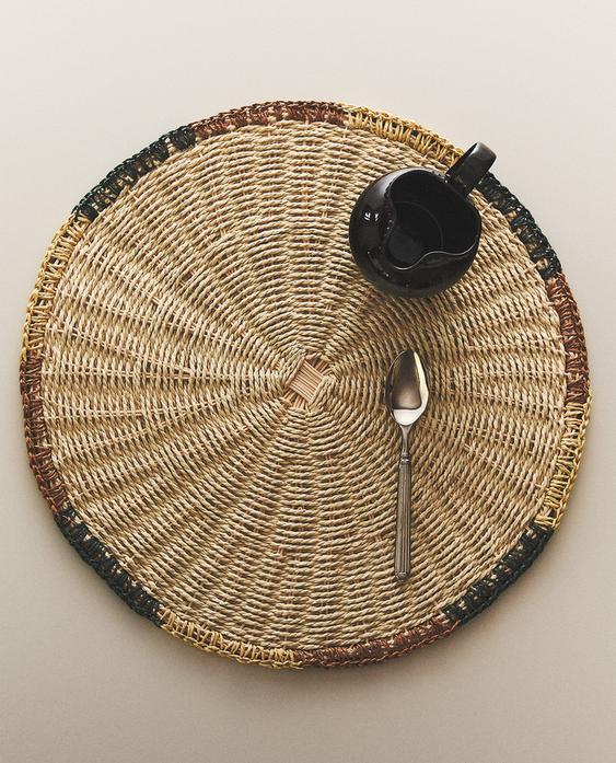 SET DE TABLE ROTIN TRESSÉ SET DE TABLE ROTIN TRESSÉ