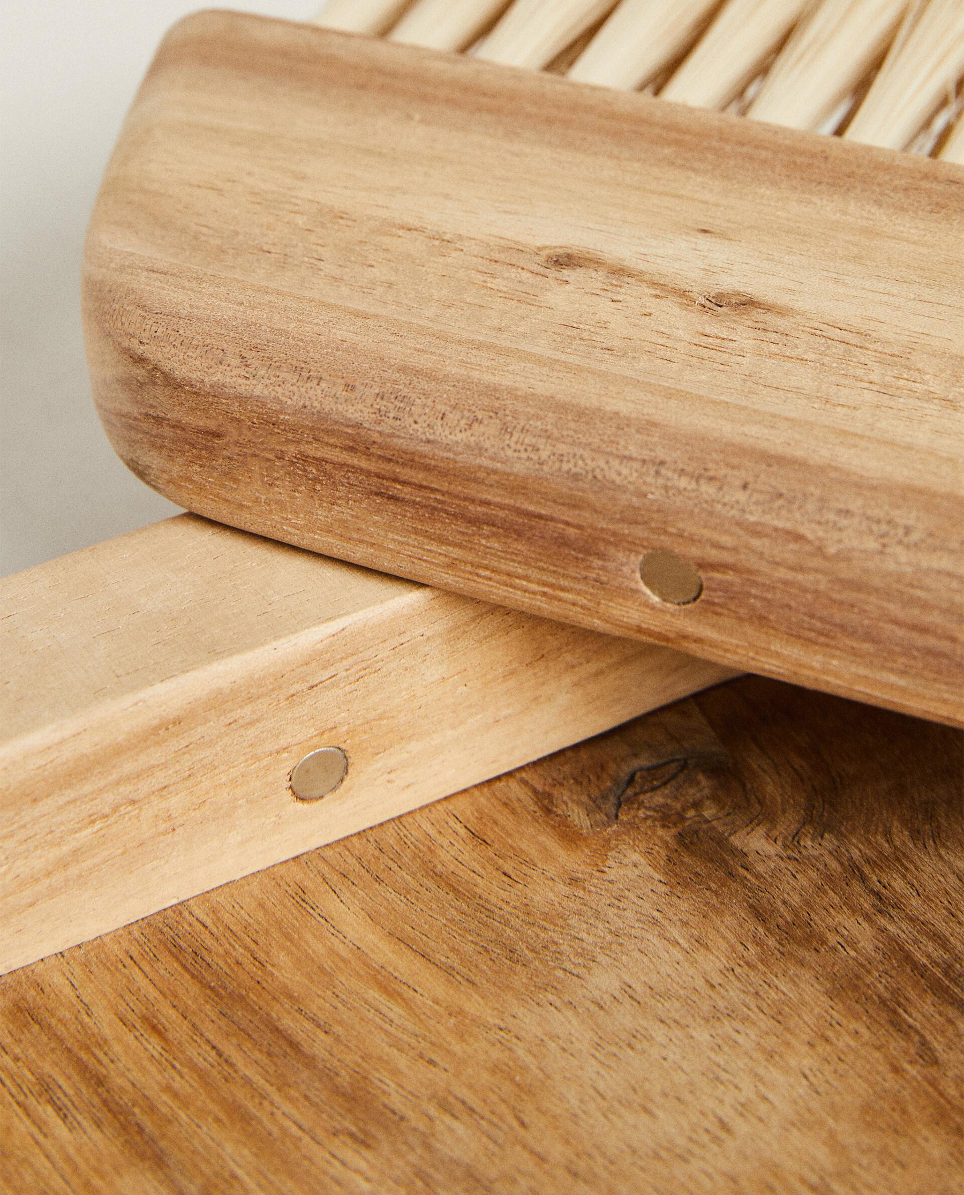 WOODEN DUSTPAN AND BRUSH product thumbnail 10