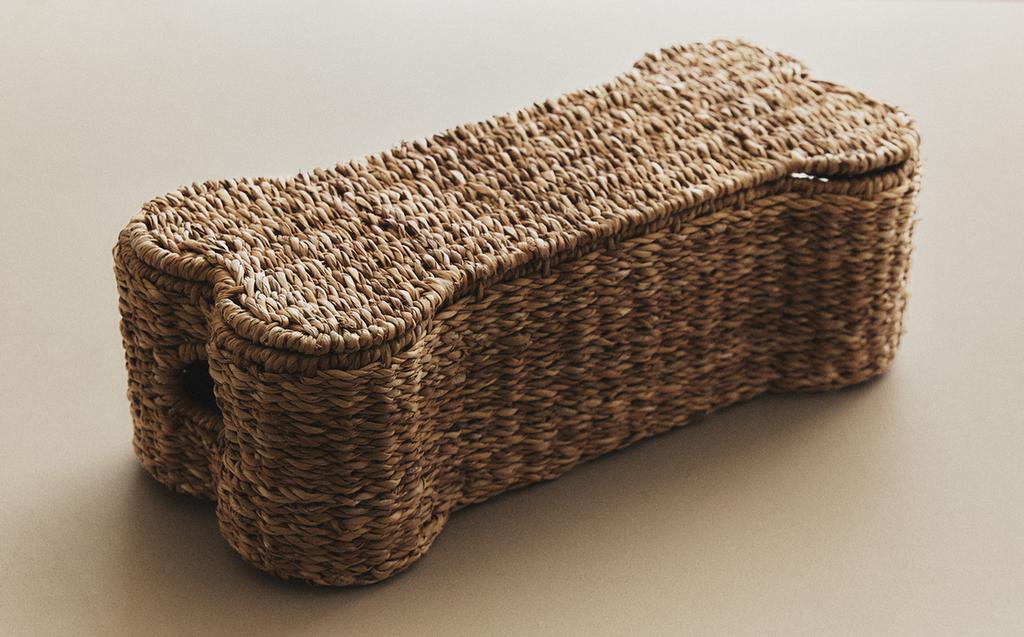 سلة عظمة للحيوانات الأليفة