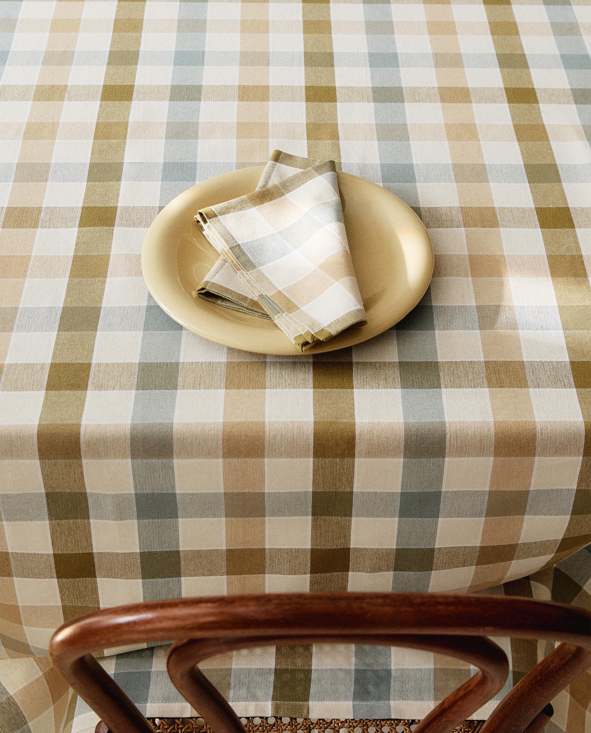 TOALHA DE MESA QUADRADOS FIO TINGIDO | Zara Home Portugal