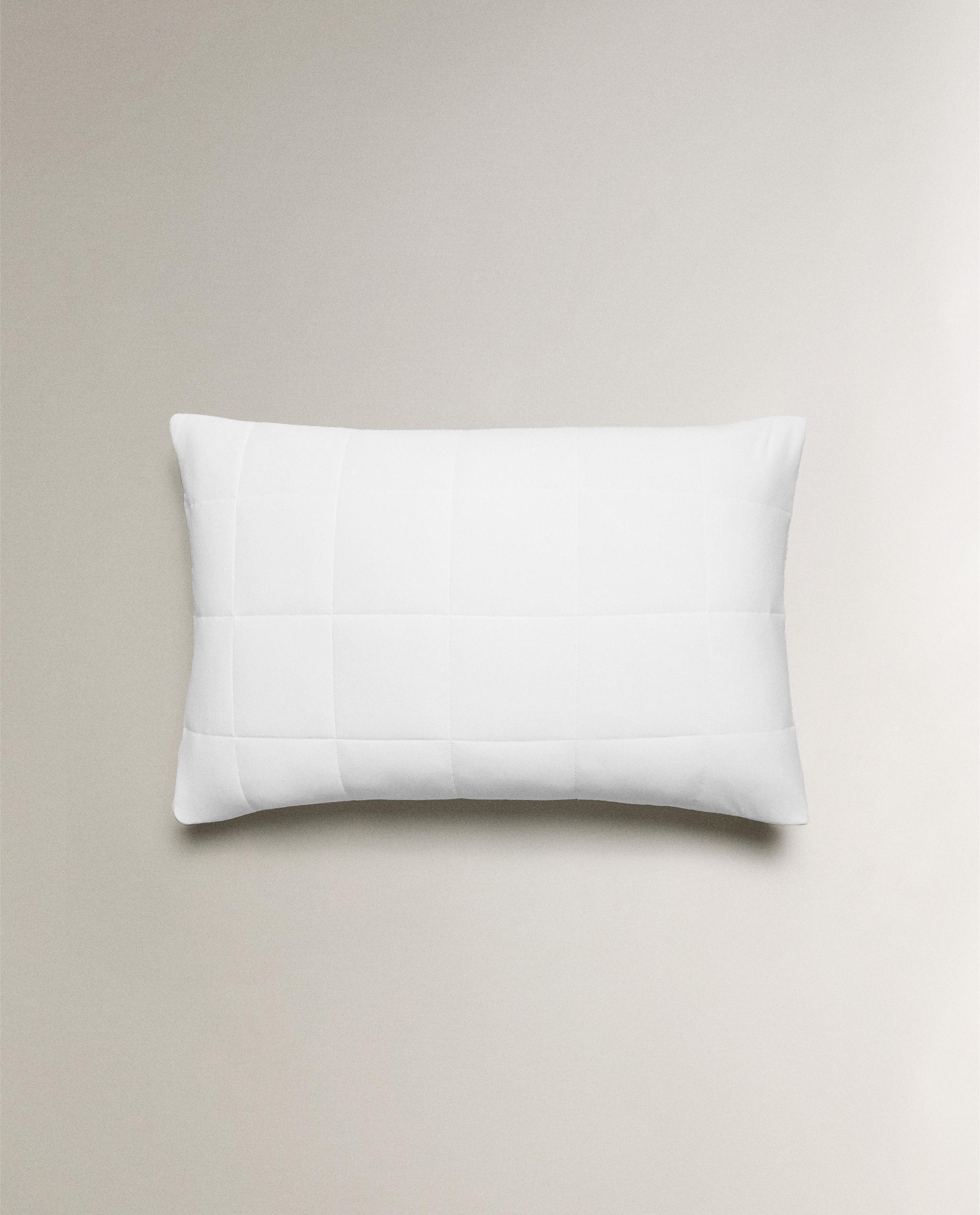 COOLING EFFECT PILLOW PROTECTOR product thumbnail 9