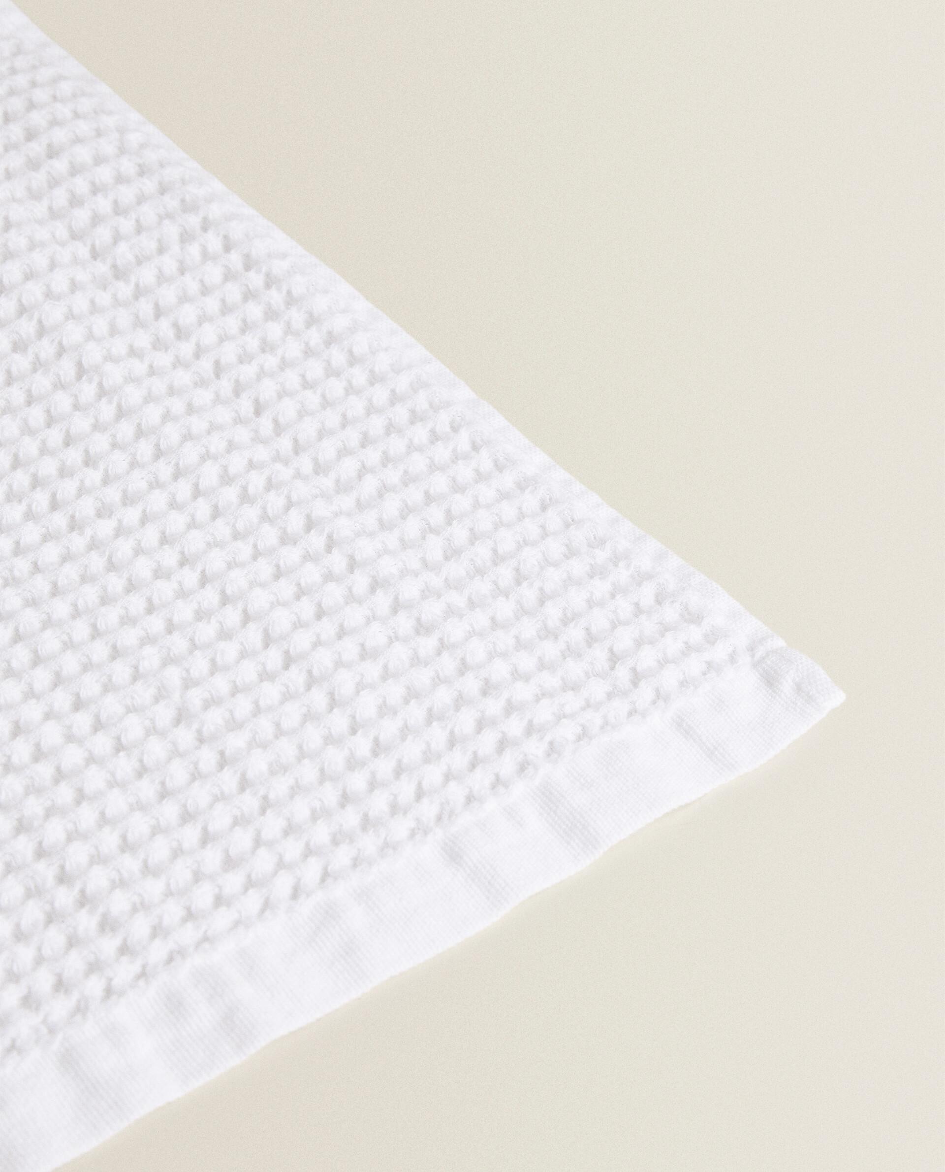 WAFFLE-KNIT COTTON BATH TOWEL product thumbnail 18