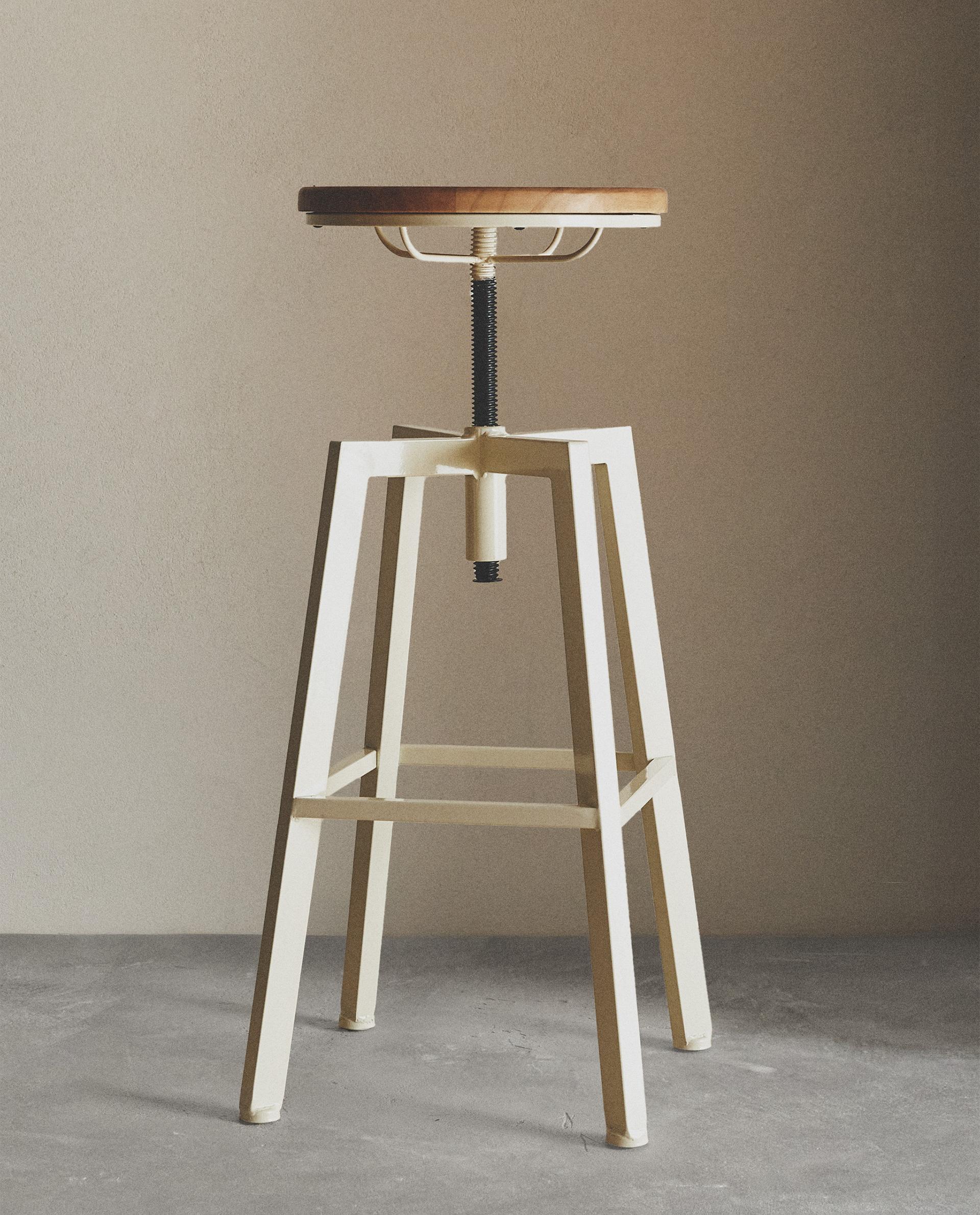 回転式ウッド＆メタル バー スツール | Zara Home 日本/Japan