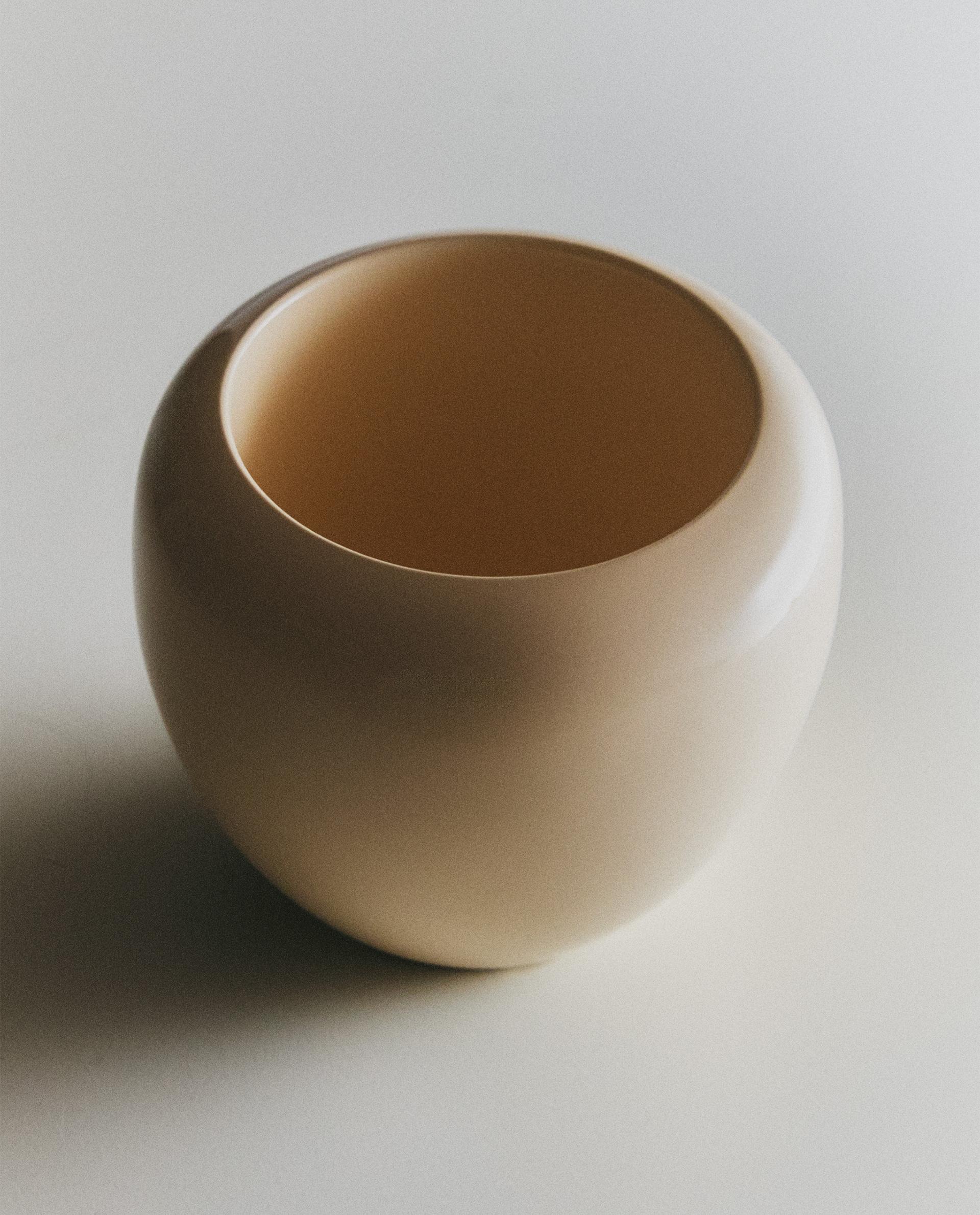 LACKIERTE SCHALE I COLIN KING LACKIERTE SCHALE I COLIN KING