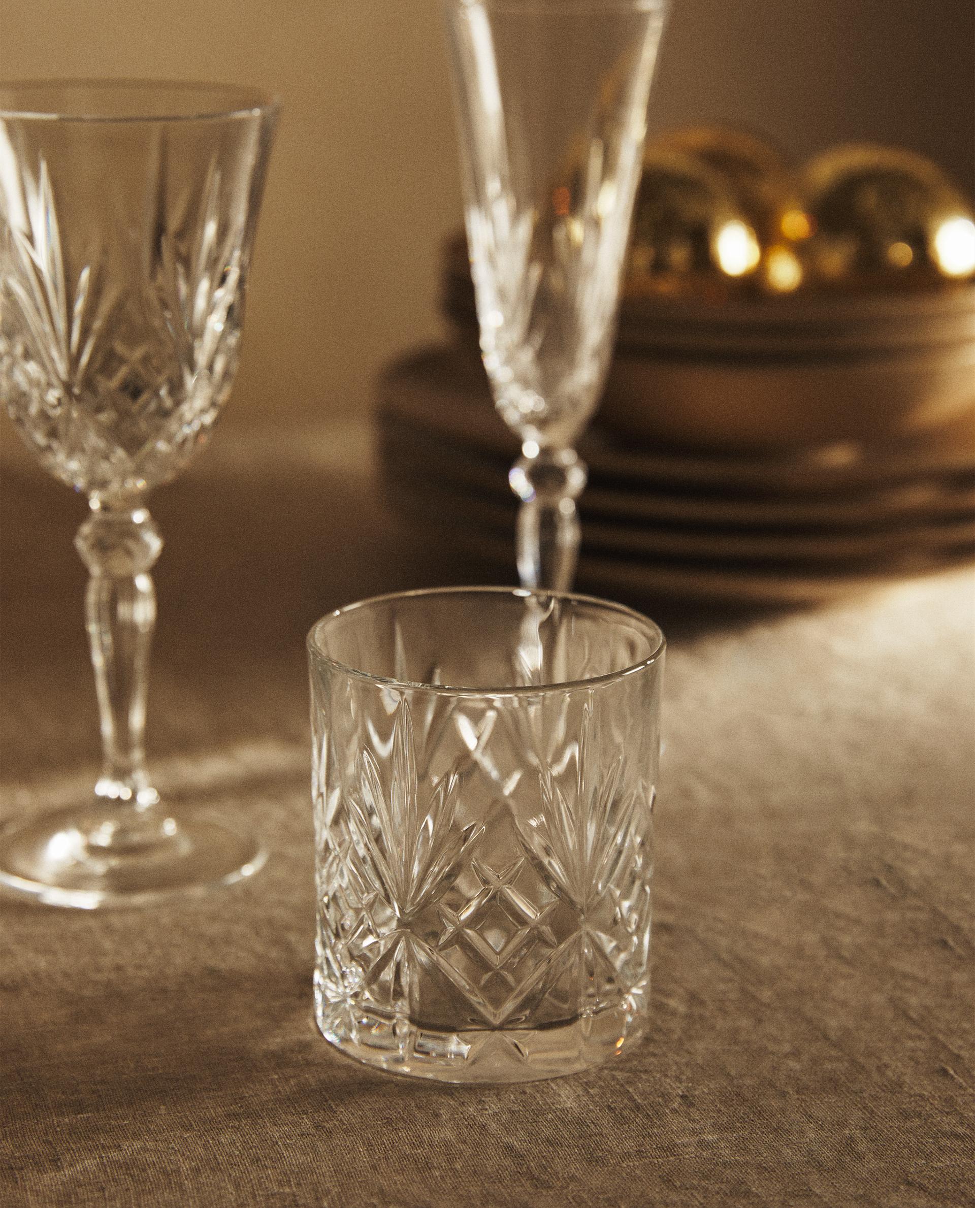 RAISED DESIGN CRYSTALLINE TUMBLER SET product thumbnail 13