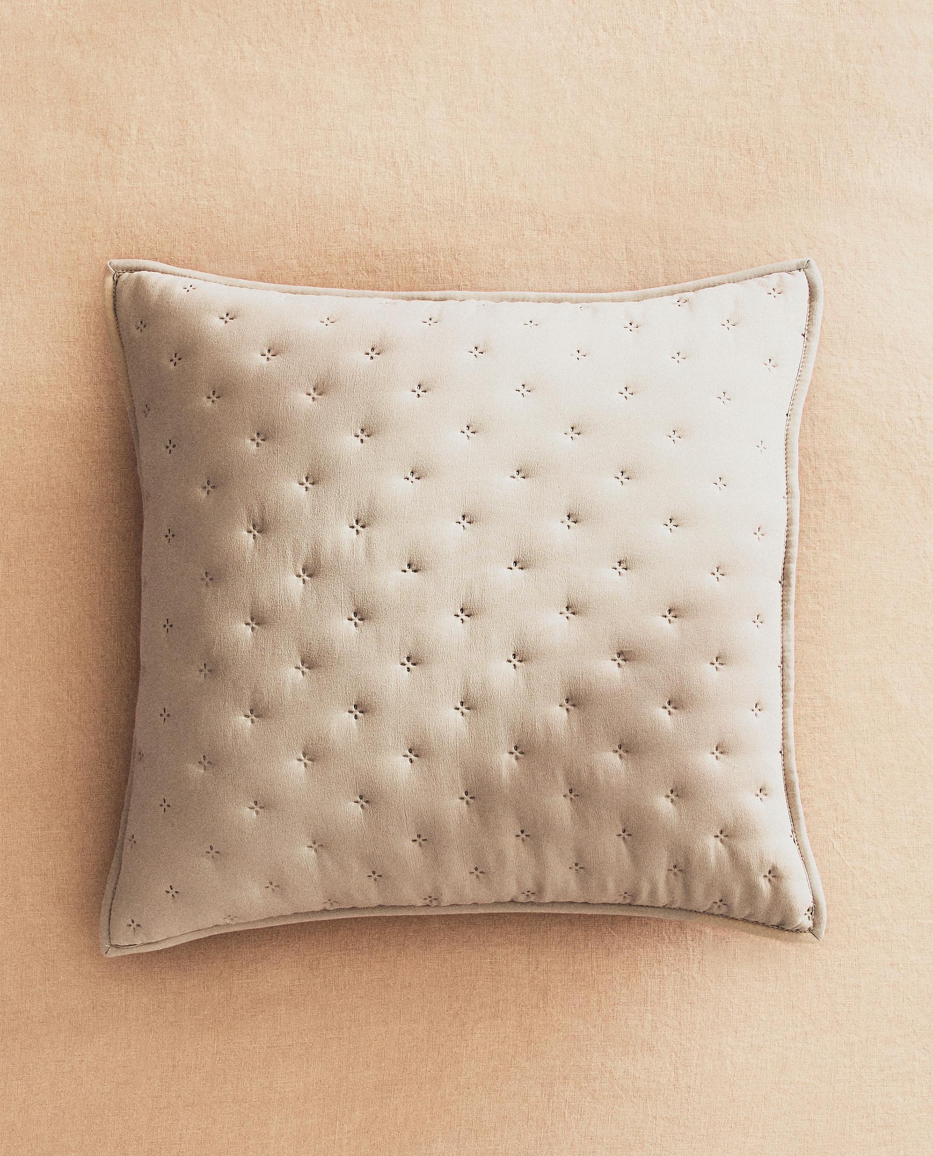 OK-[CC EDR. HEAT PRESS DOTS-MIKE]
