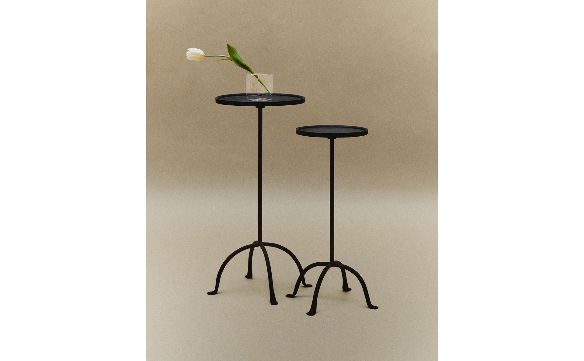 TABLE D'APPOINT MÉTAL VIEILLI TABLE D'APPOINT MÉTAL VIEILLI