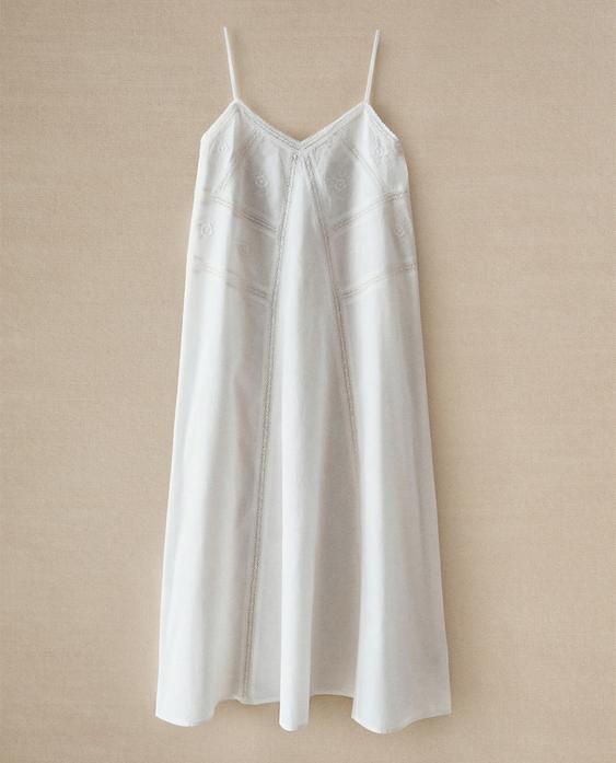 НОЧНАЯ РУБАШКА С ВЫШИВКОЙ