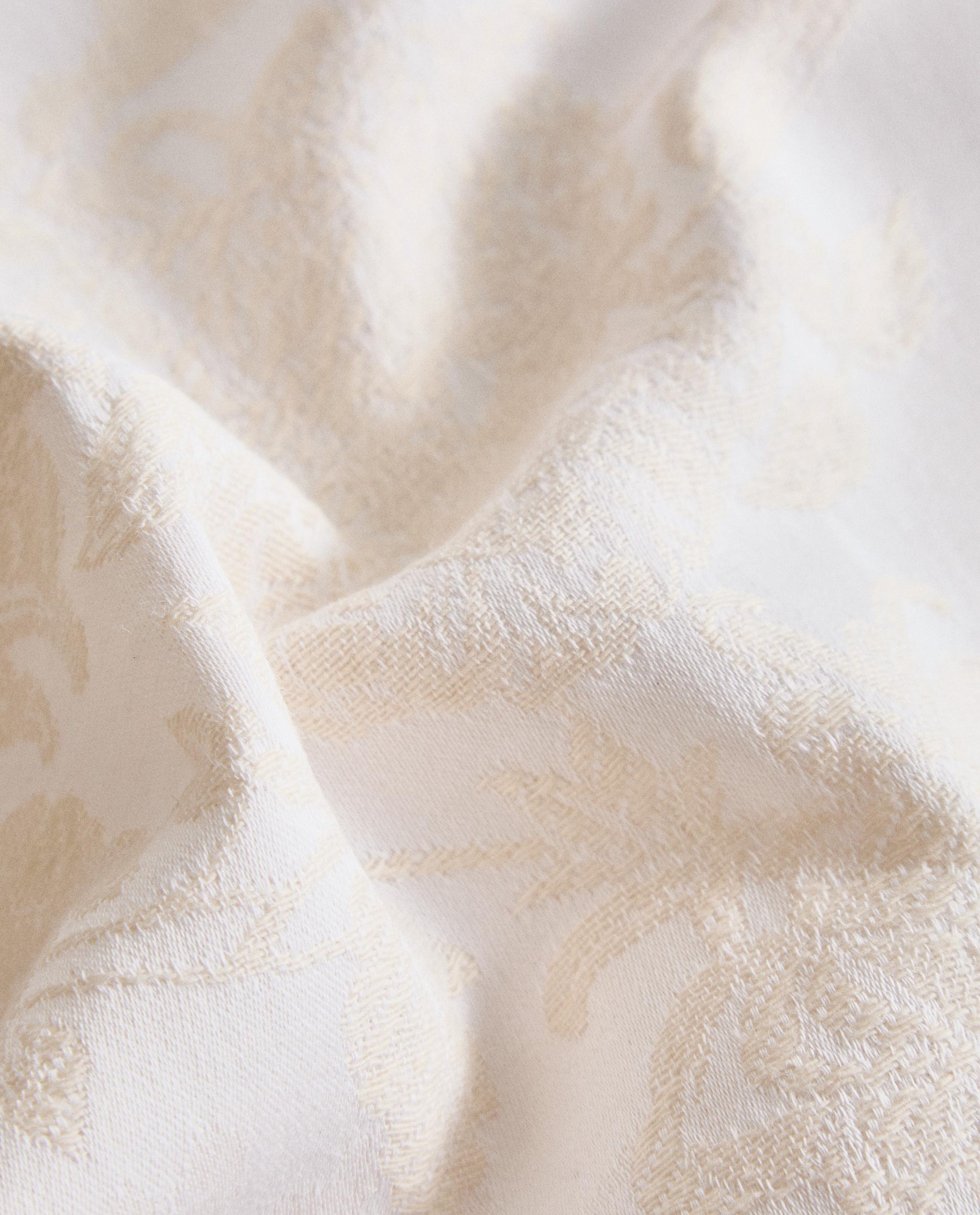 PACK OF COTTON JACQUARD NAPKINS (PACK OF 2) product thumbnail 5