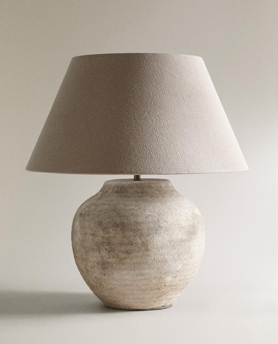 Large Antique Finish Ceramic Table Lamp - Elegant Decor