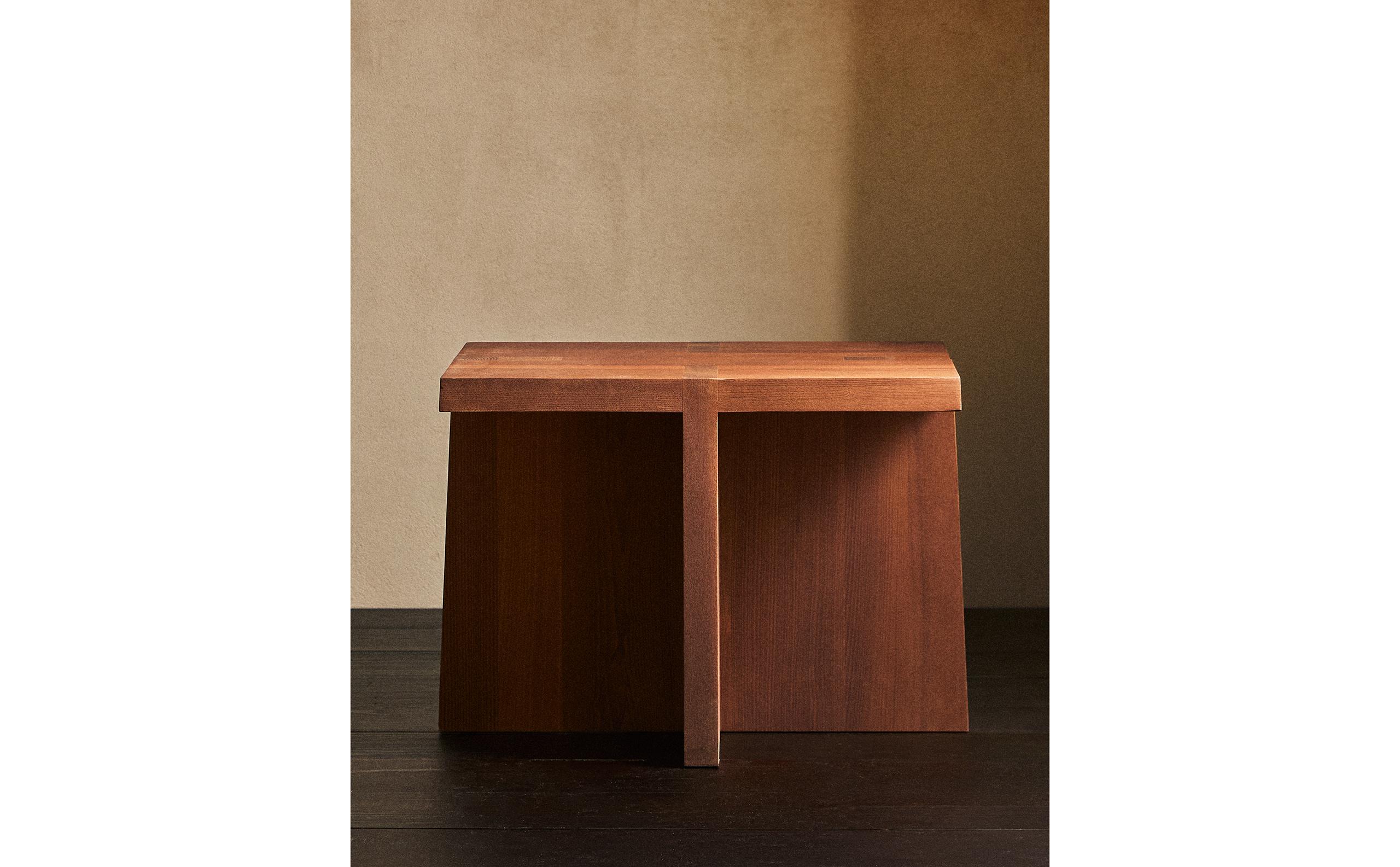 SIDETABLE 01 BY VINCENT VAN DUYSEN