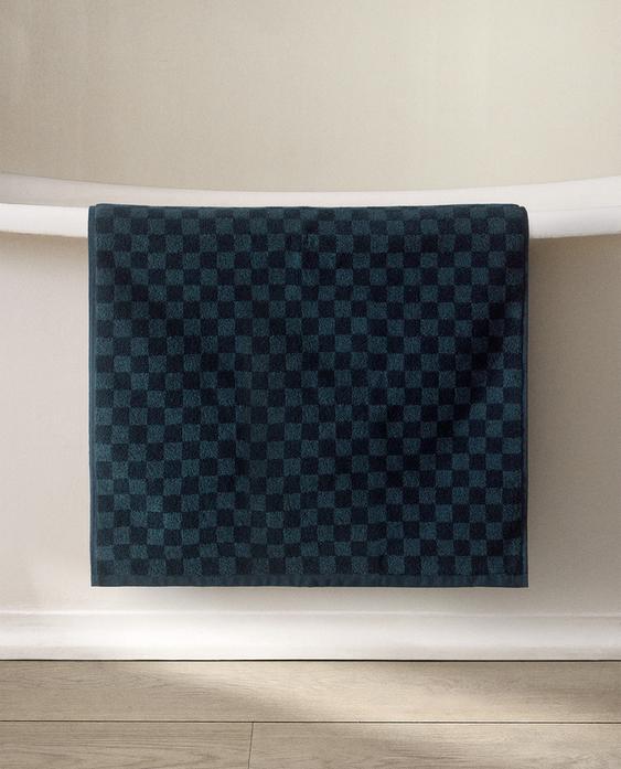 سجادة حمام بمربعات سجادة حمام بمربعات