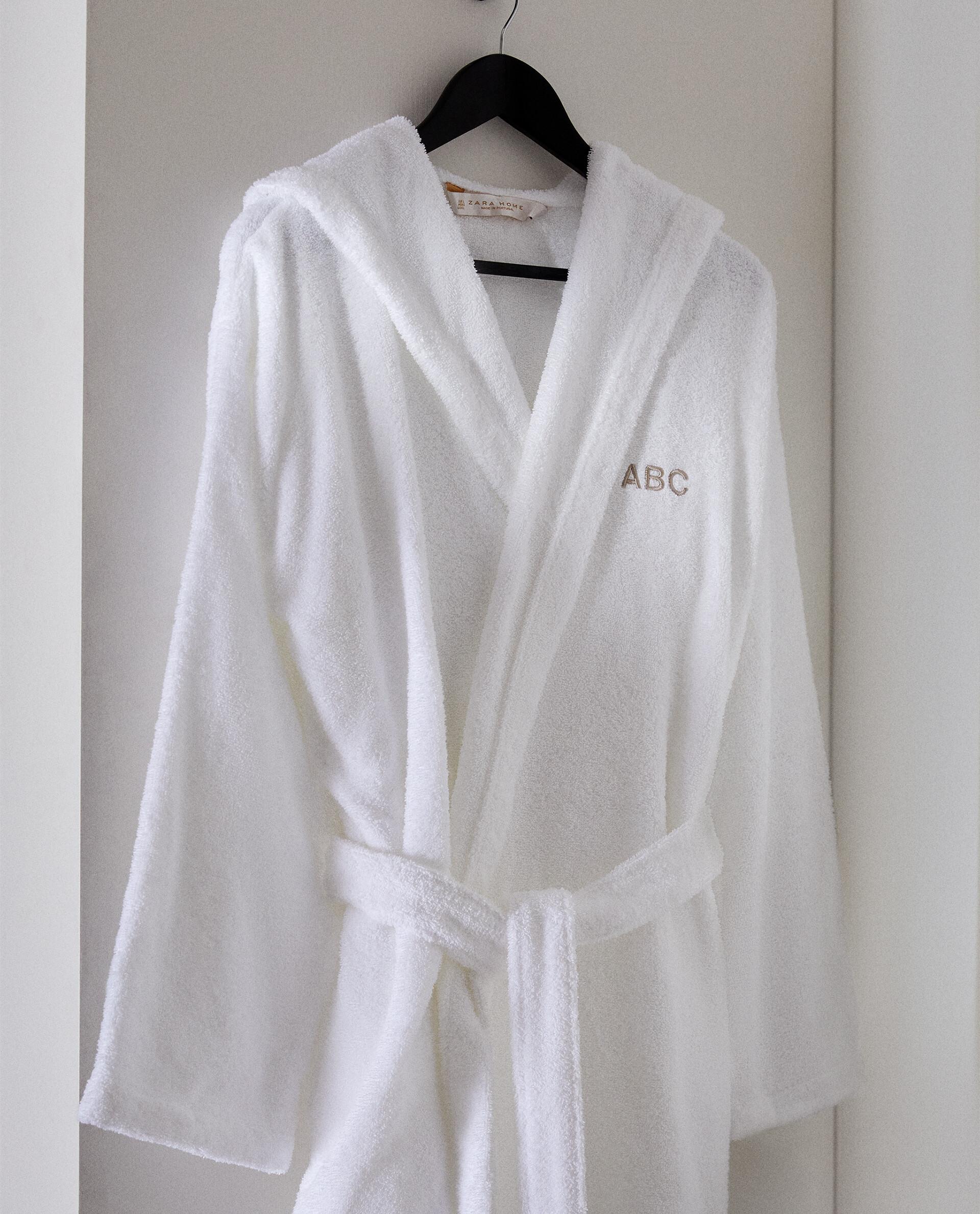 HOODED BATHROBE (360 GXM²) product thumbnail 18