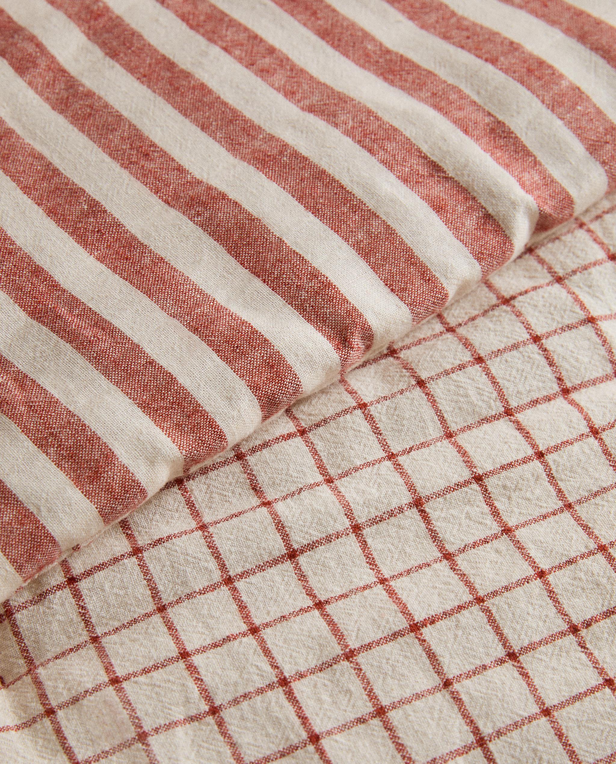 KIDS' STRIPED LINEN AND COTTON QUILTED BEDSPREAD product thumbnail 5