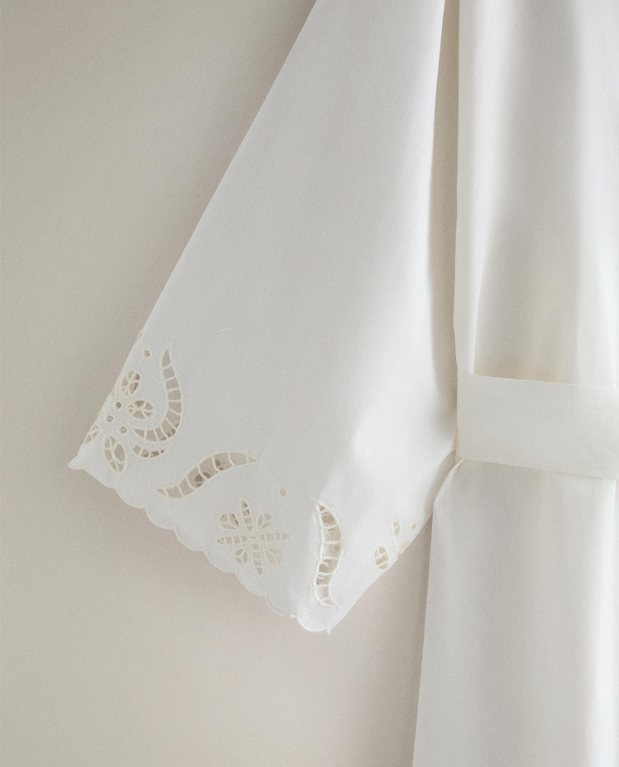 COTTON DRESSING GOWN WITH EMBROIDERY product thumbnail 8