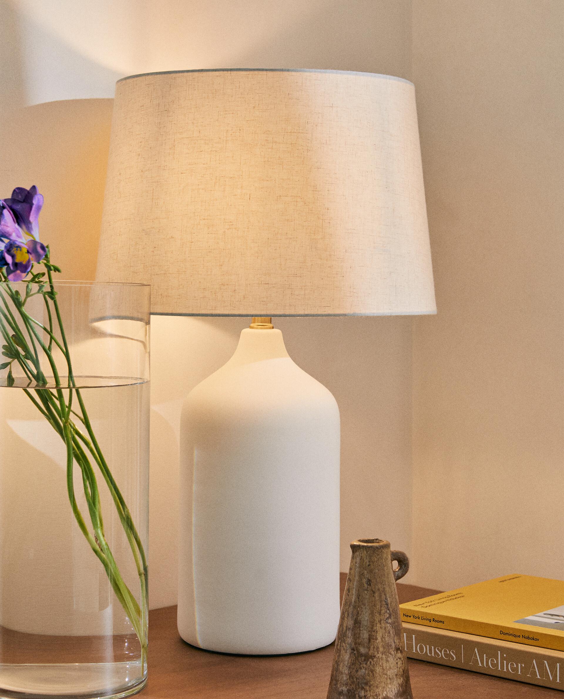 セラミックベース ホワイト テーブルランプ | Zara Home 日本/Japan