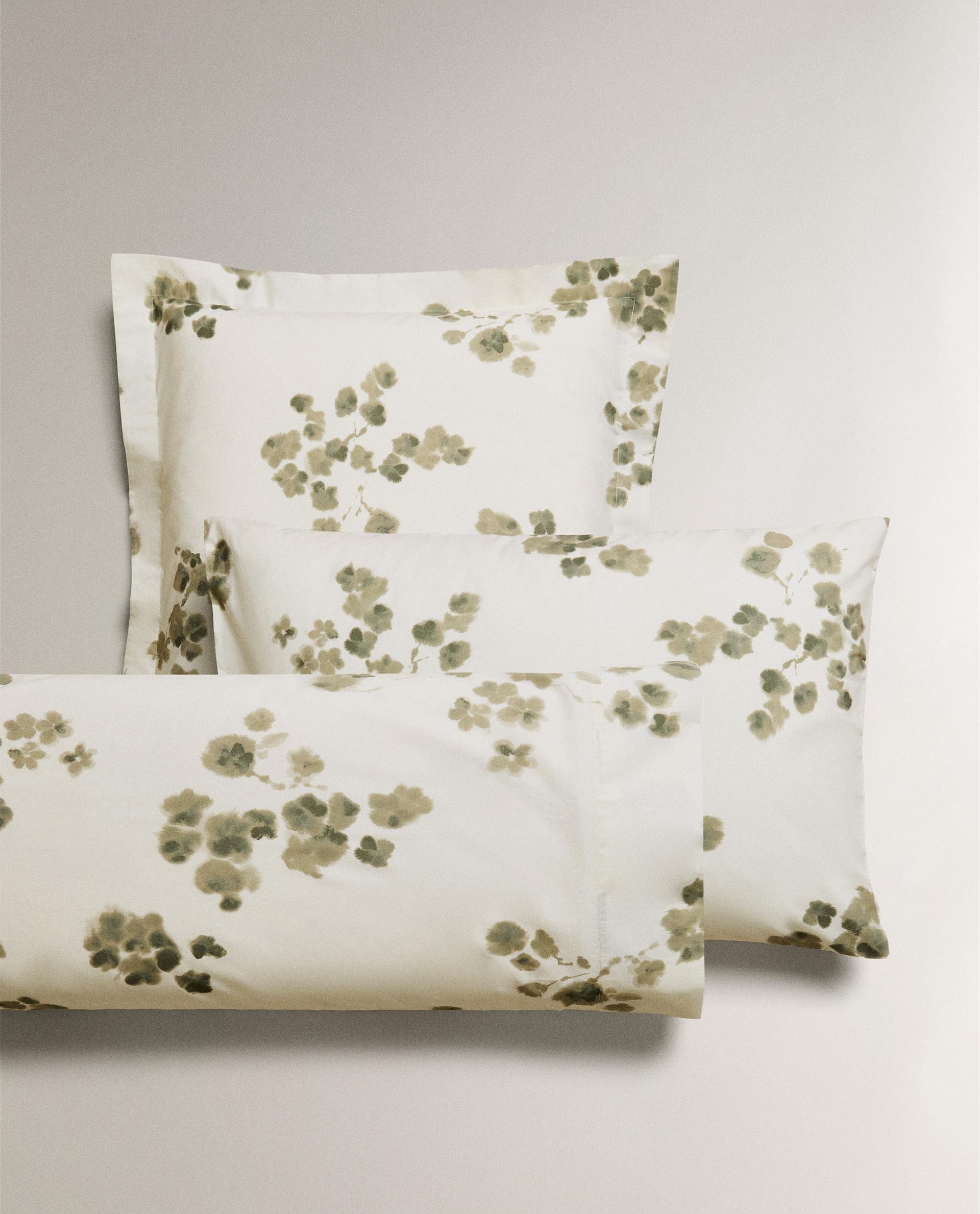 BLENDED PRINT PILLOWCASE