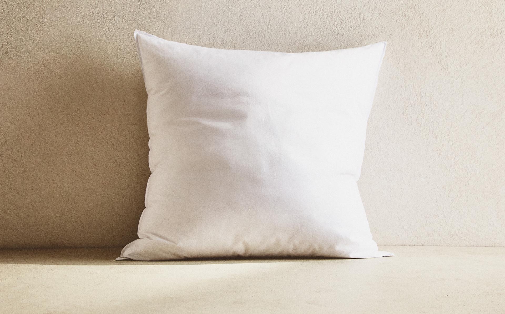 MICROFIBRE CUSHION INSERT MICROFIBRE CUSHION INSERT