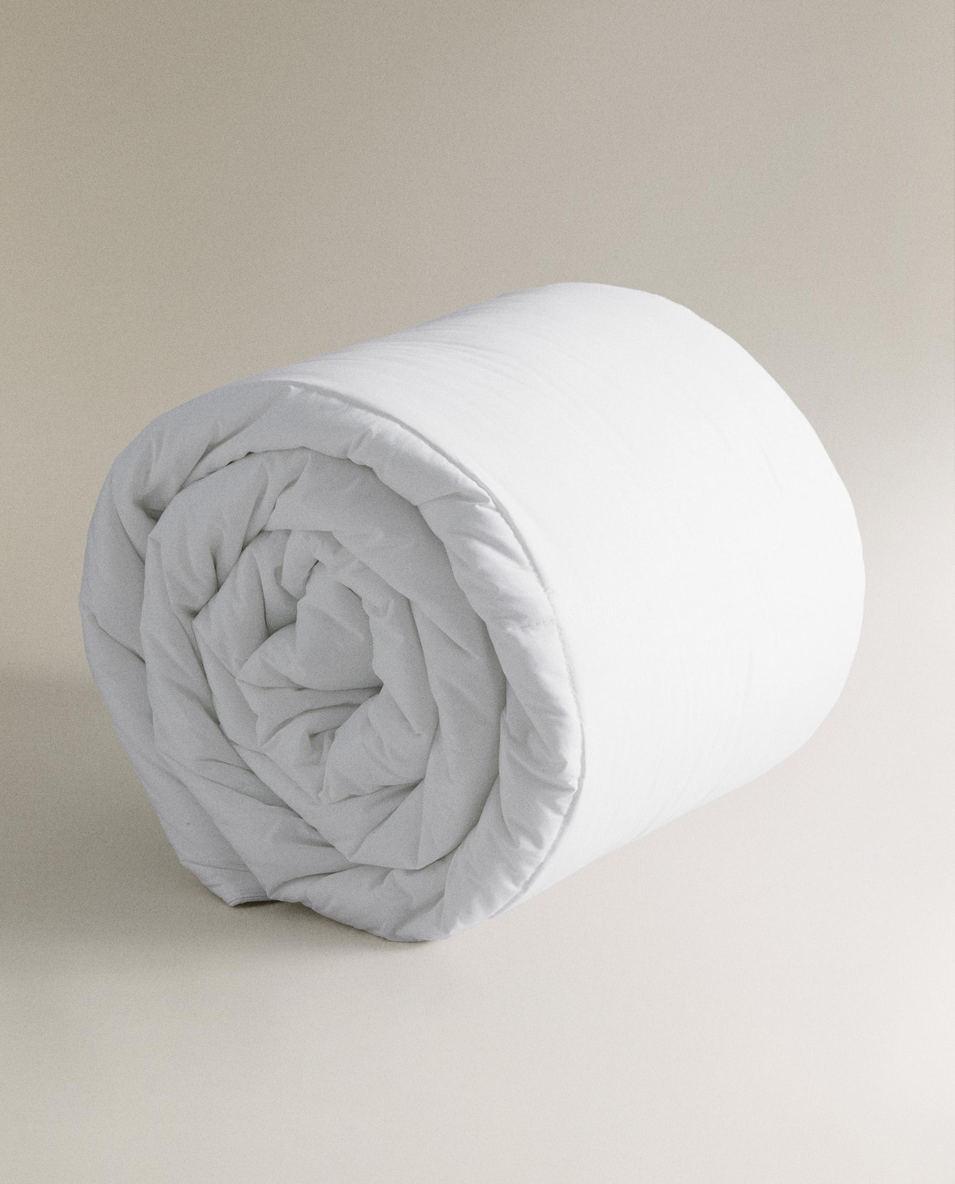 SUMMER FEATHER TOUCH DUVET FILLING (125 GxM²) product thumbnail 4