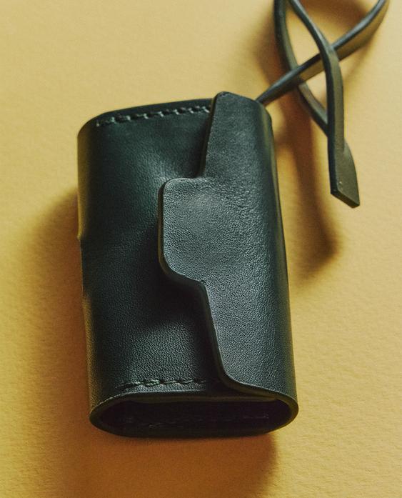 LEDERSPENDER FÜR HUNDEBEUTEL