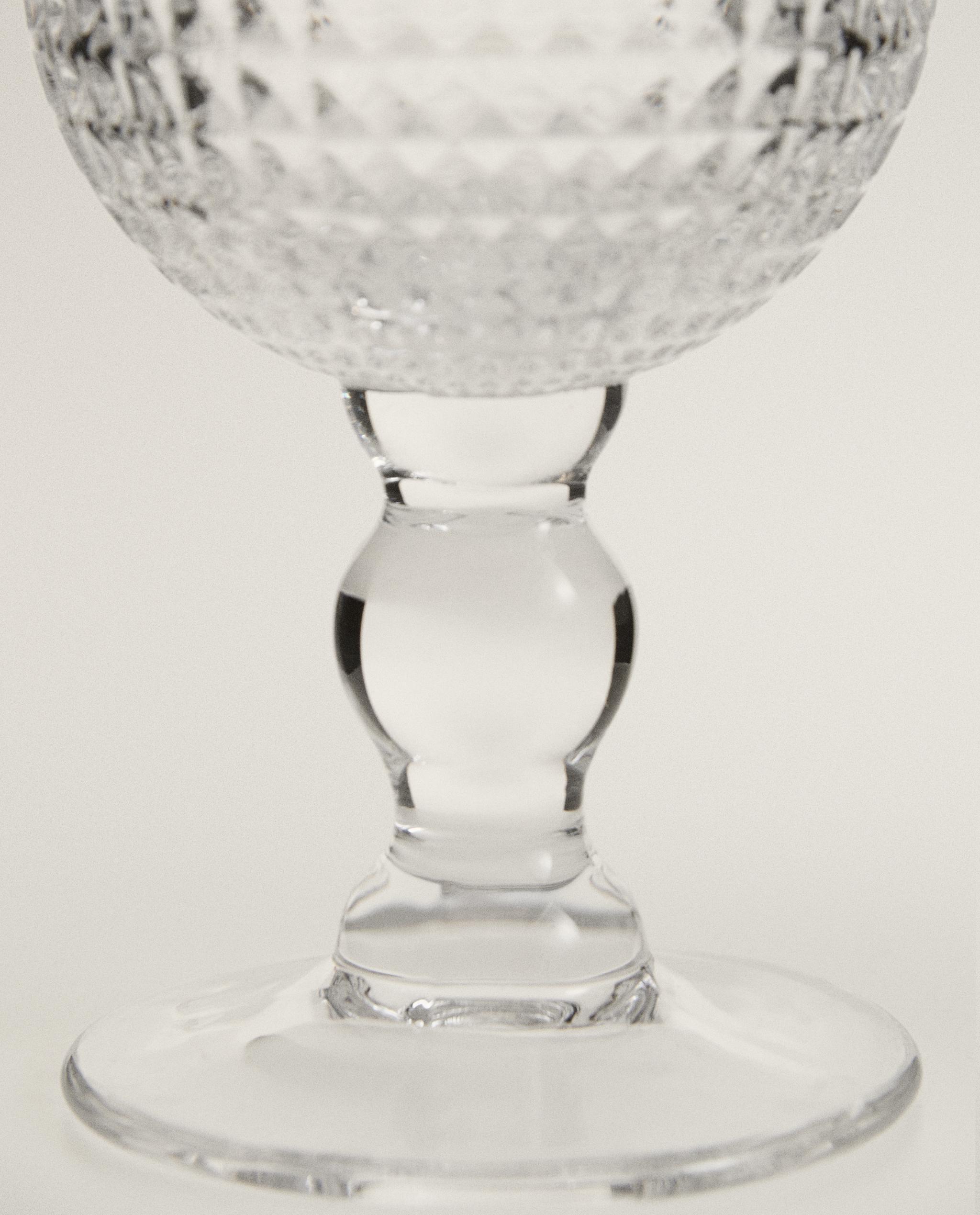 RAISED GEOMETRIC DESIGN GLASSWARE product thumbnail 11