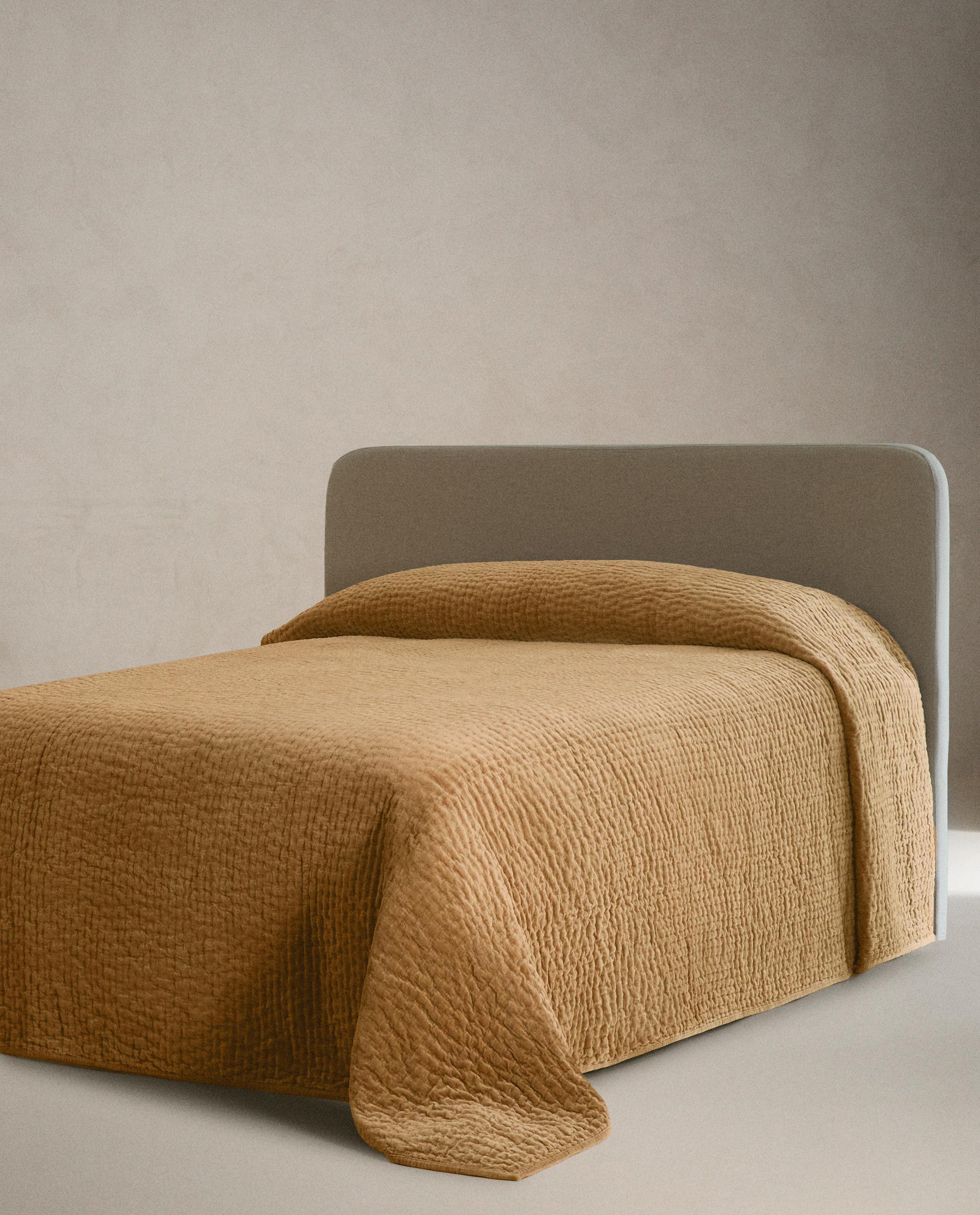 ウォッシュベルベット ベッドカバー | Zara Home 日本/Japan