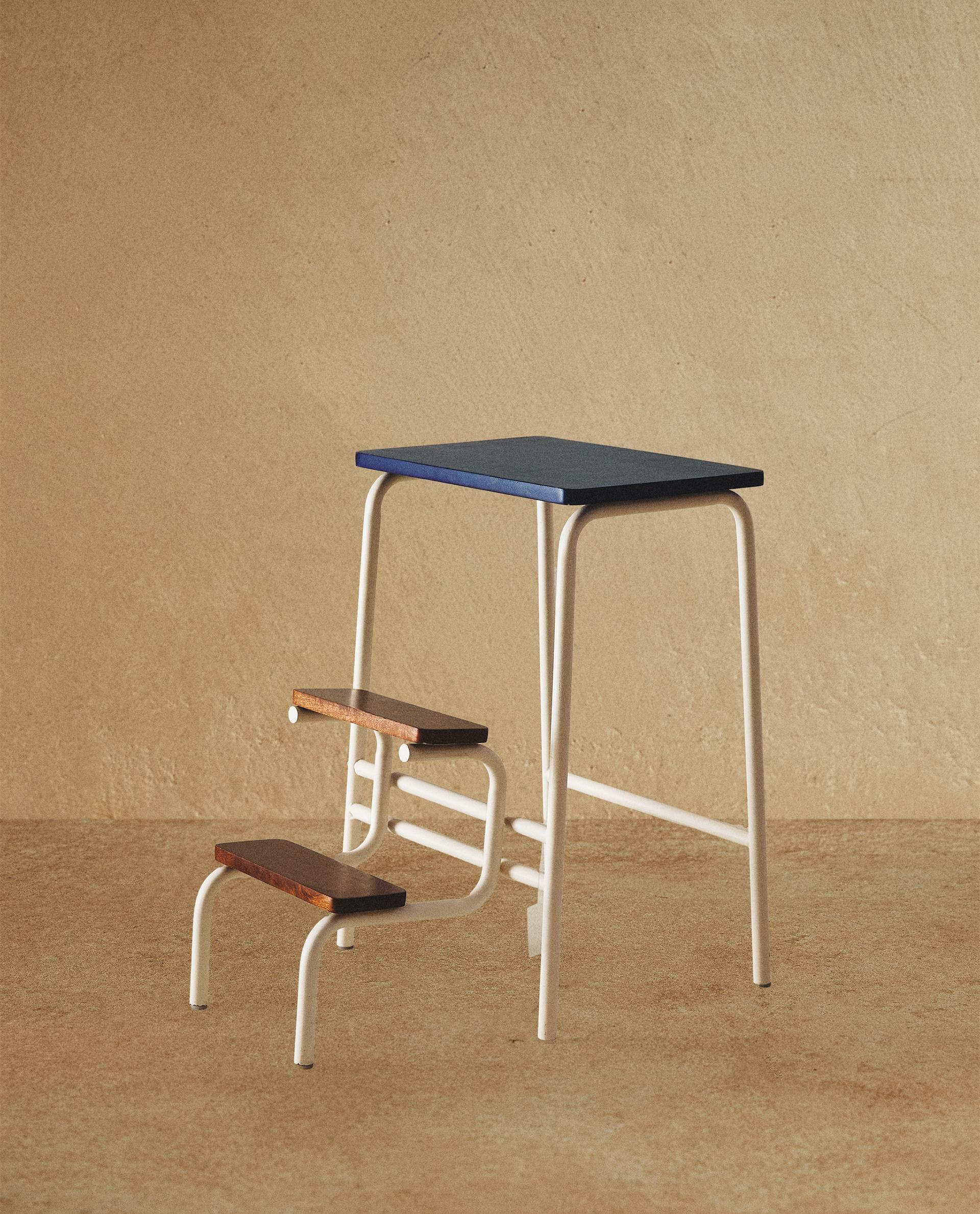 Foldable metal stool sale