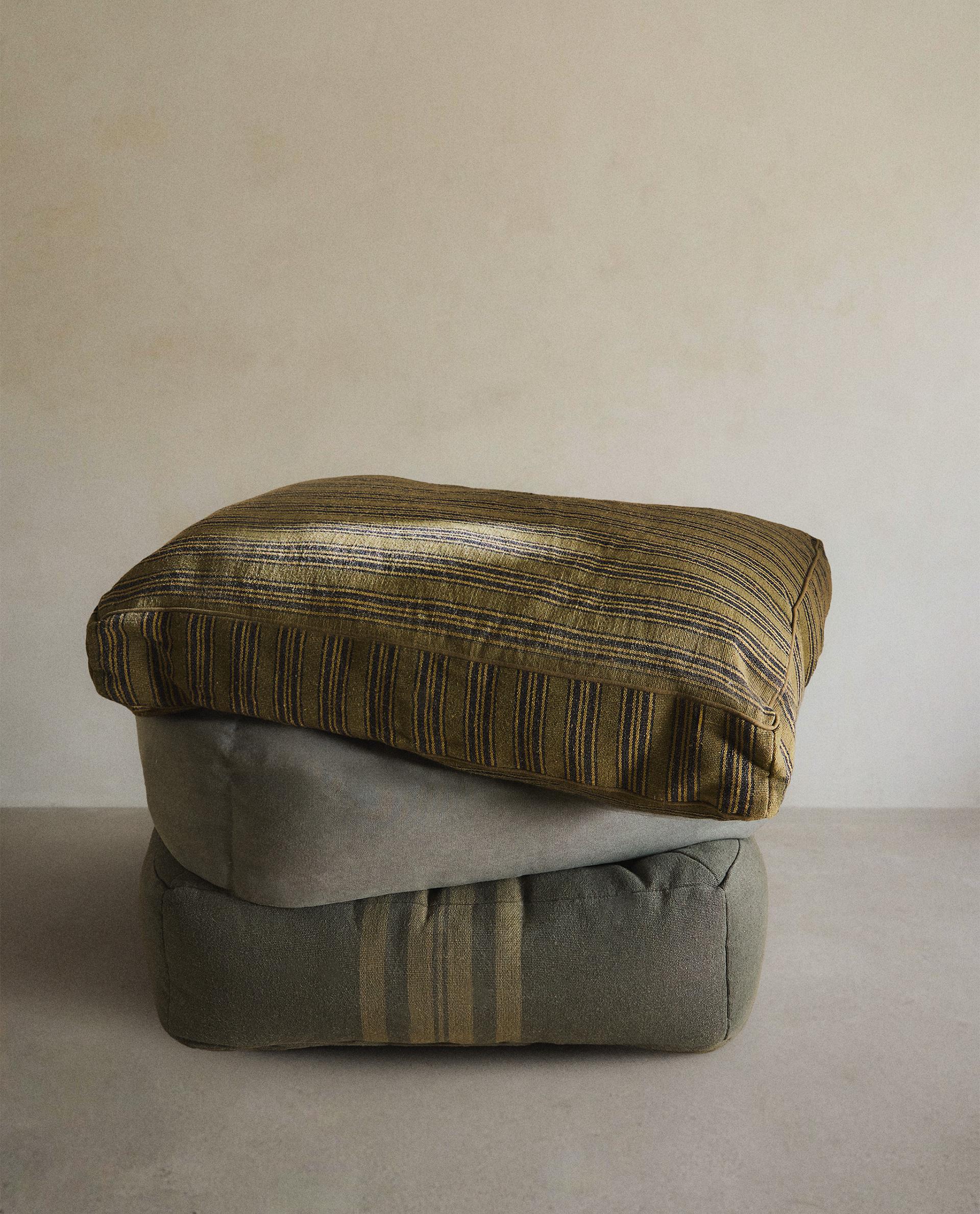 ペット ベッドとクッション | Zara Home 日本/Japan