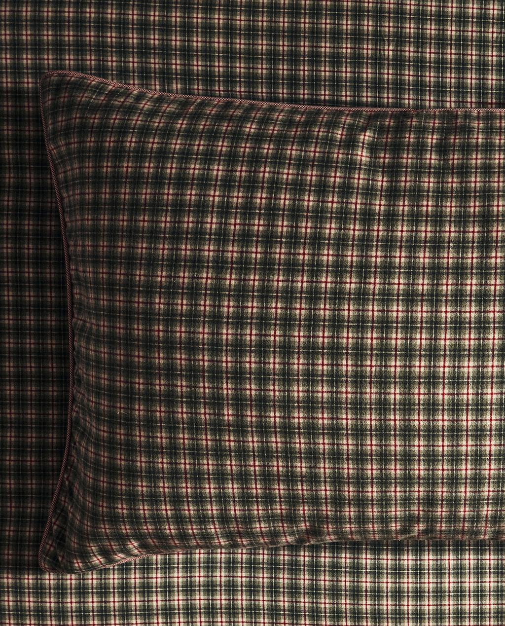 CHILDREN’S CHRISTMAS CHECK FLANNEL PILLOWCASE