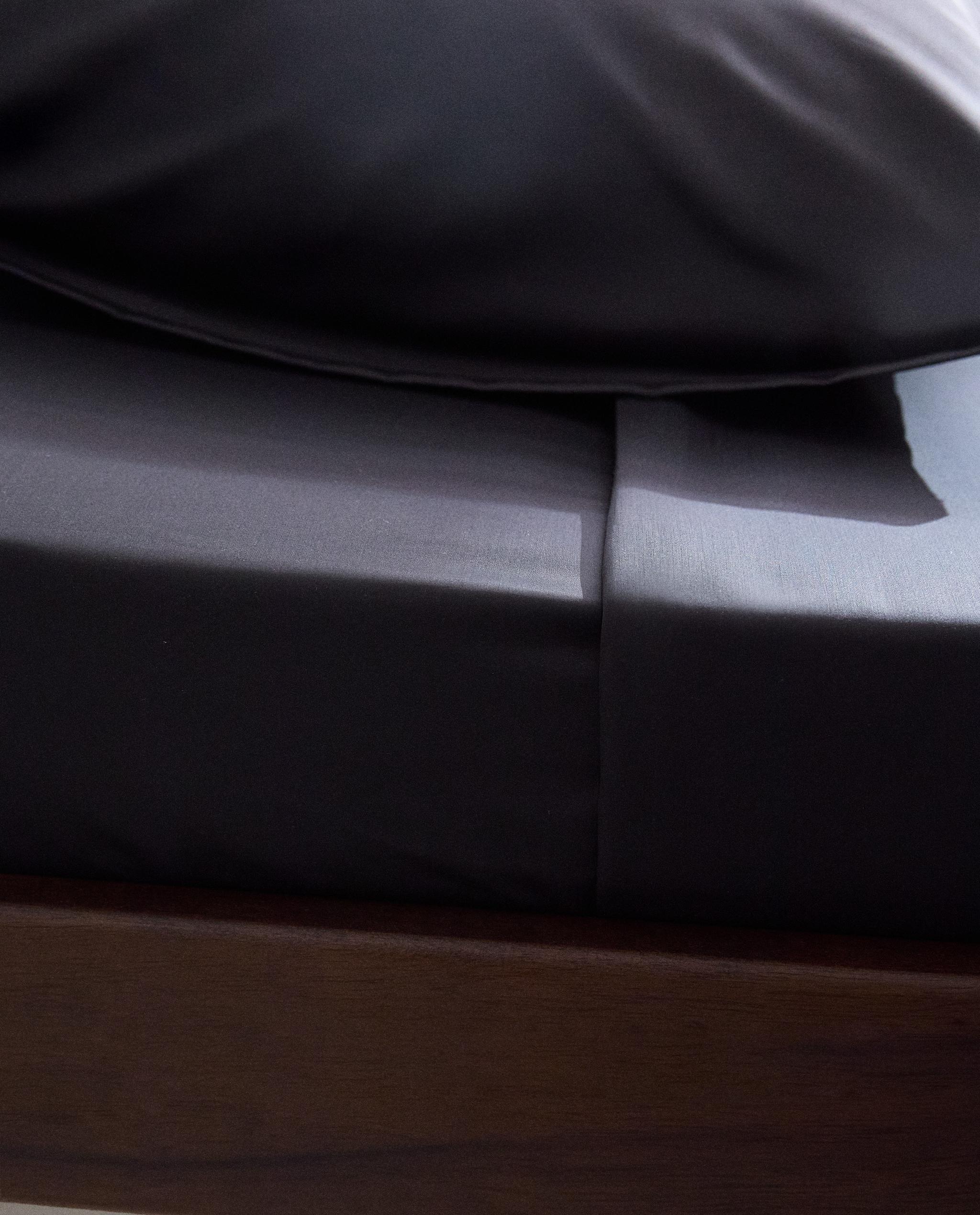 SATEEN FITTED SHEET | 40 CM HIGH (1000 THREAD COUNT) product thumbnail 7