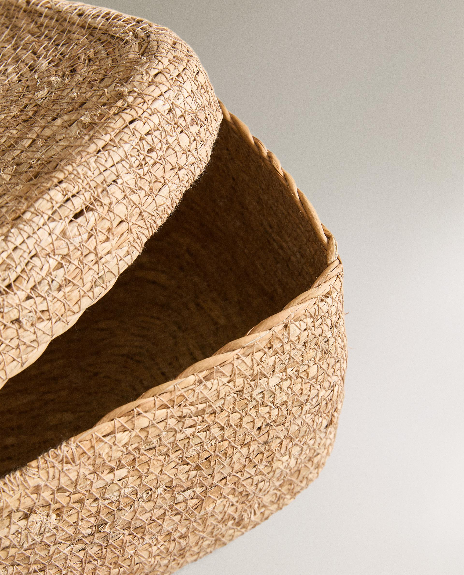 SEAGRASS BASKET WITH LID