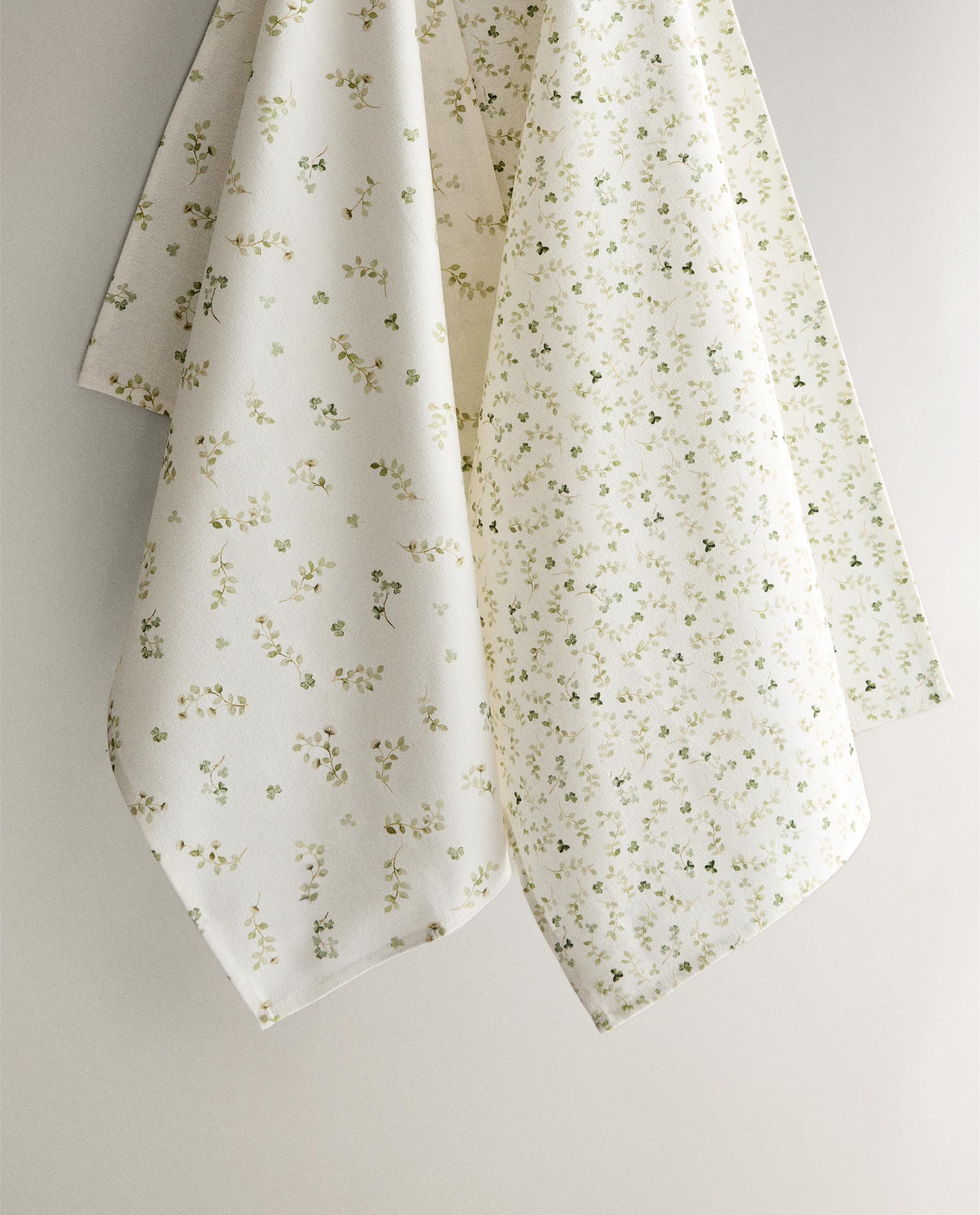 PACK OF FLORAL COTTON TEA TOWELS (PACK OF 2) product thumbnail 6