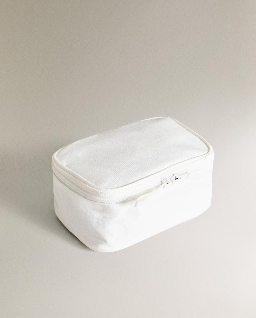 SMALL PLAIN LINEN TOILETRY BAG