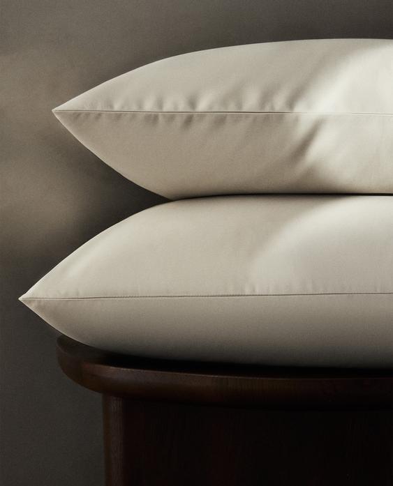 SATEEN PILLOWCASE (1000 THREAD COUNT) SATEEN PILLOWCASE (1000 THREAD COUNT)