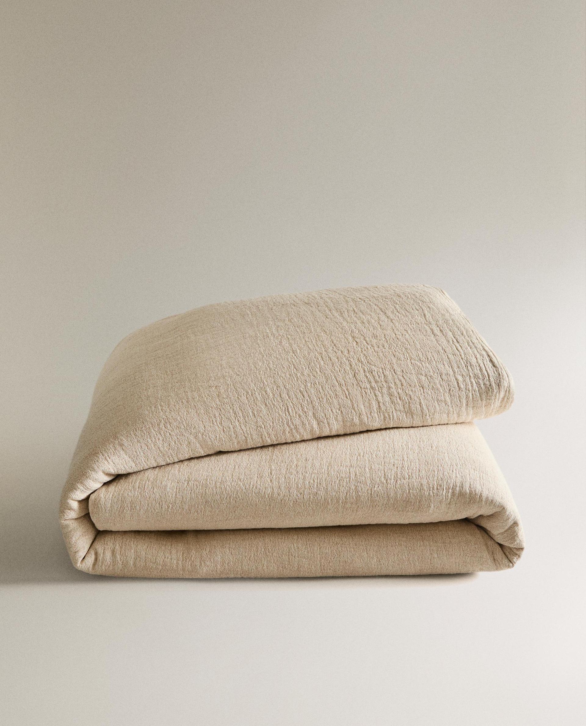 TEXTURED BEDSPREAD TEXTURED BEDSPREAD