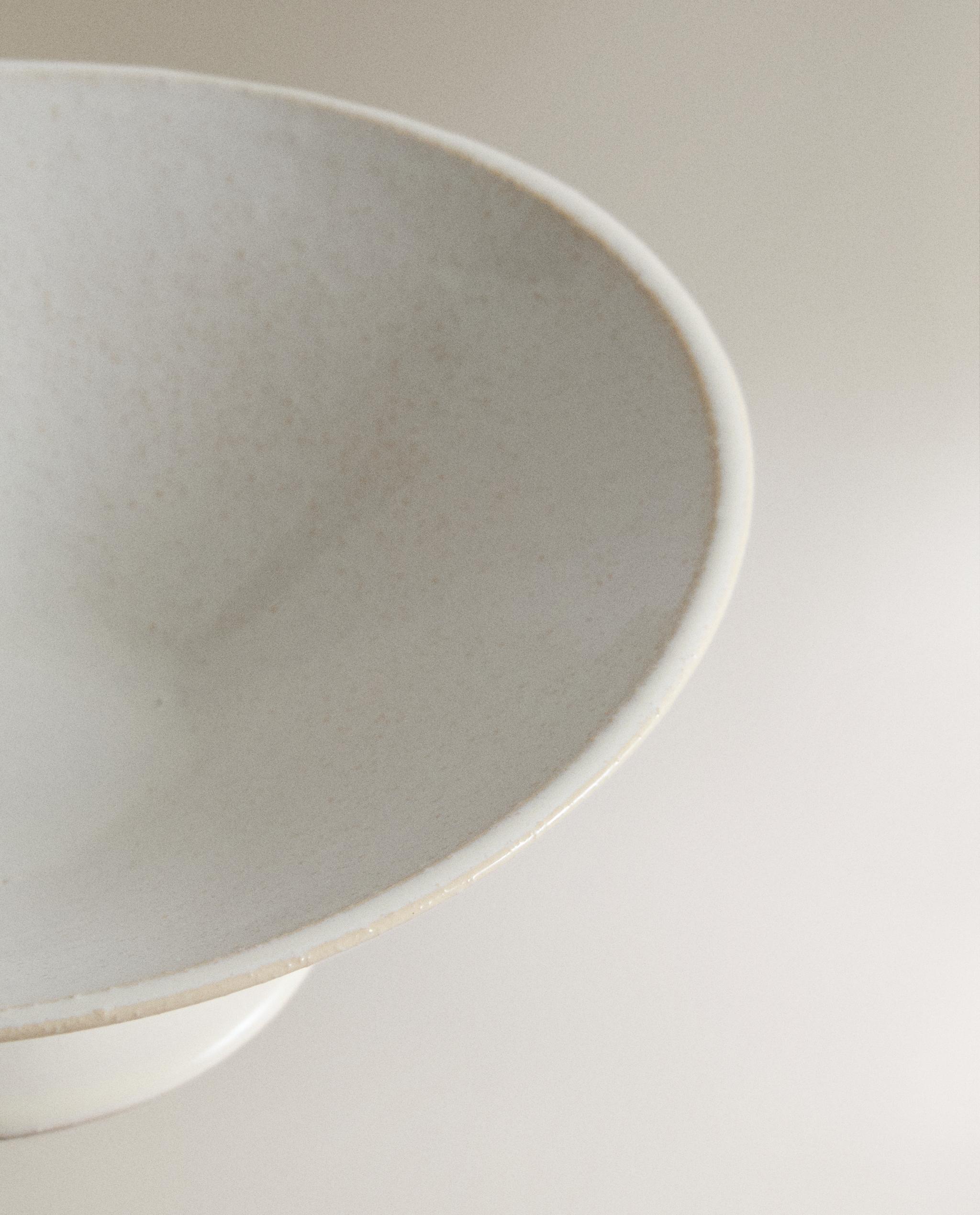 DECORATIVE WHITE CERAMIC BOWL product thumbnail 4