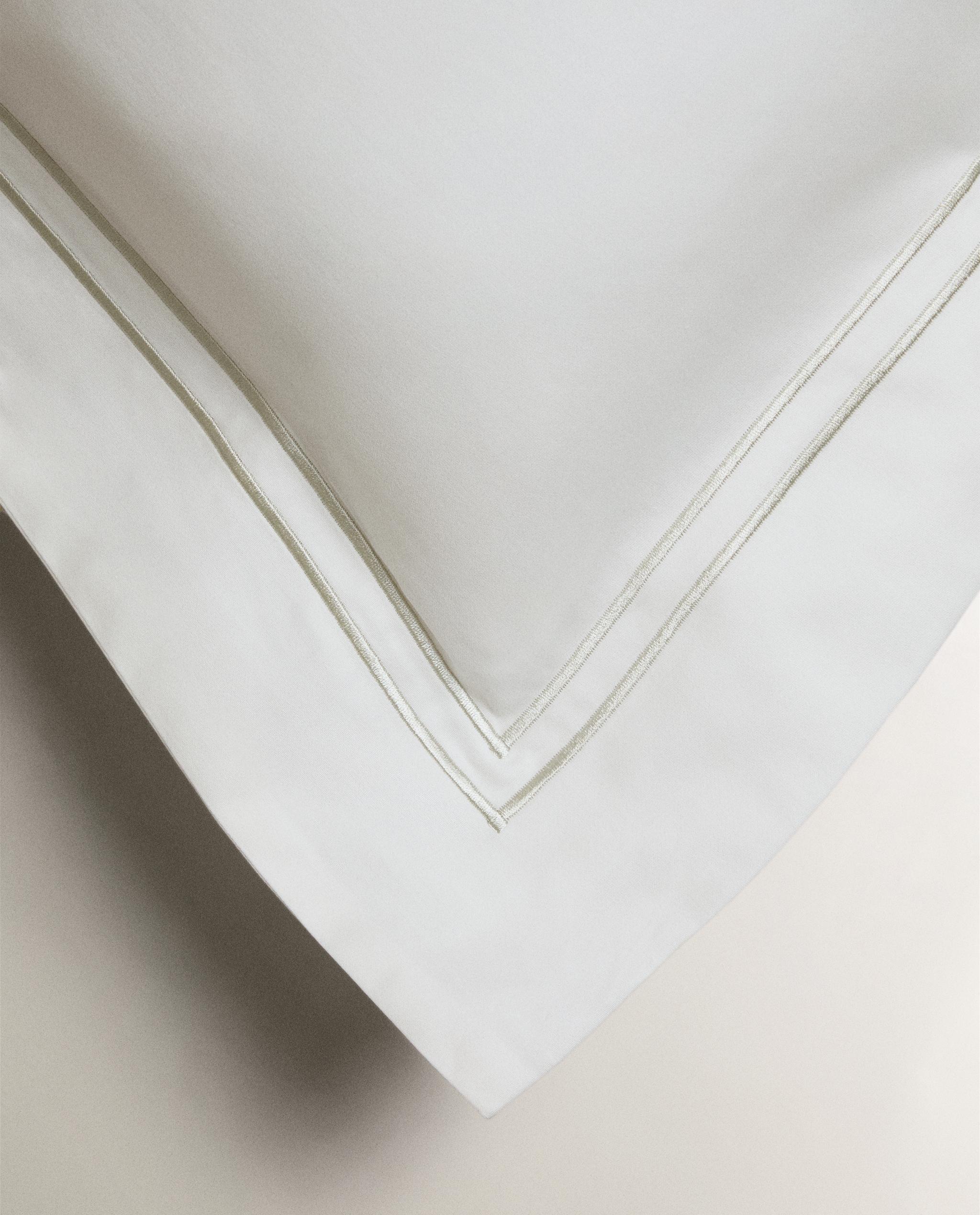 PILLOWCASE WITH TWO EMBROIDERED DETAILS product thumbnail 2