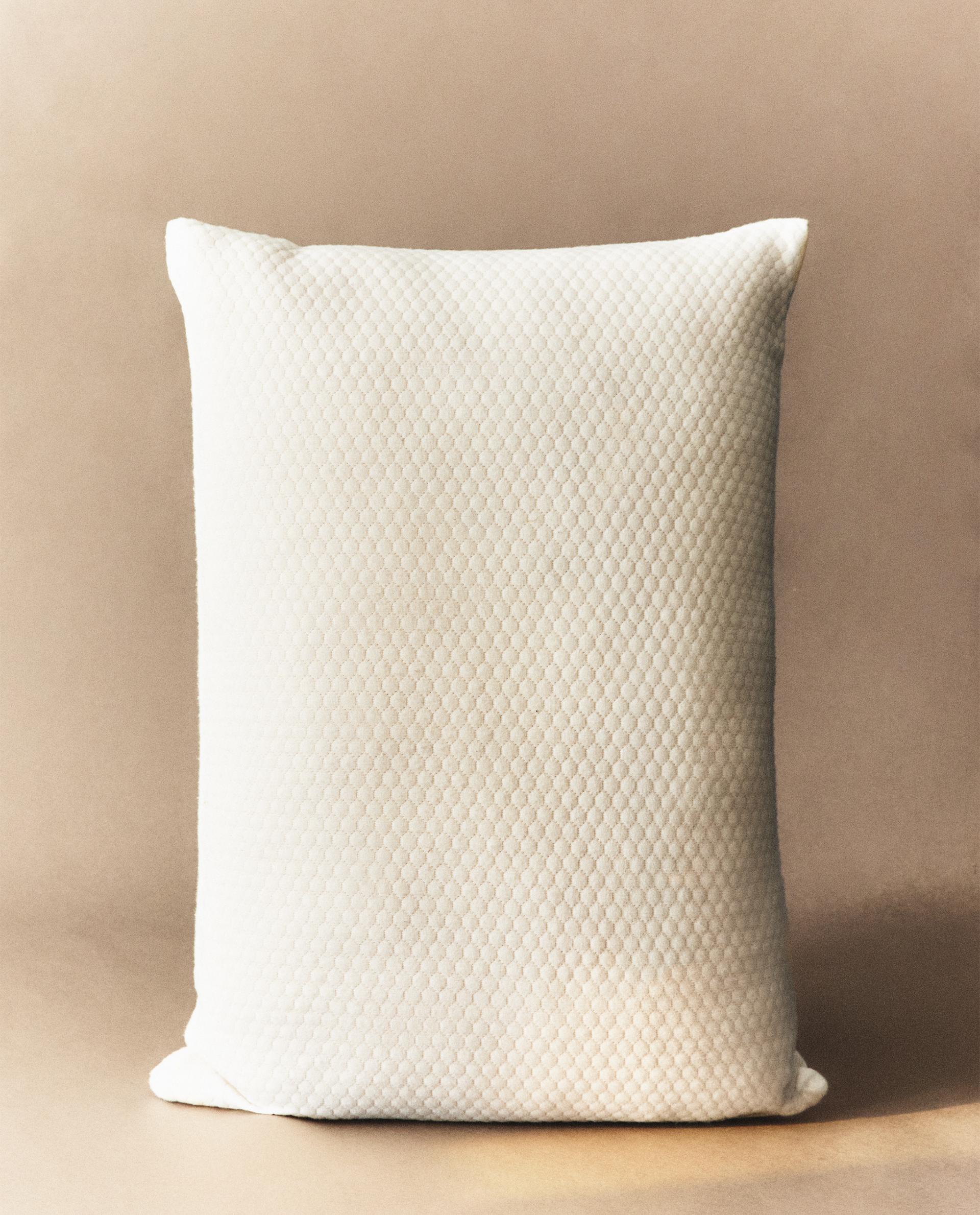 VISCOELASTIC FLAKES PILLOW product thumbnail 2