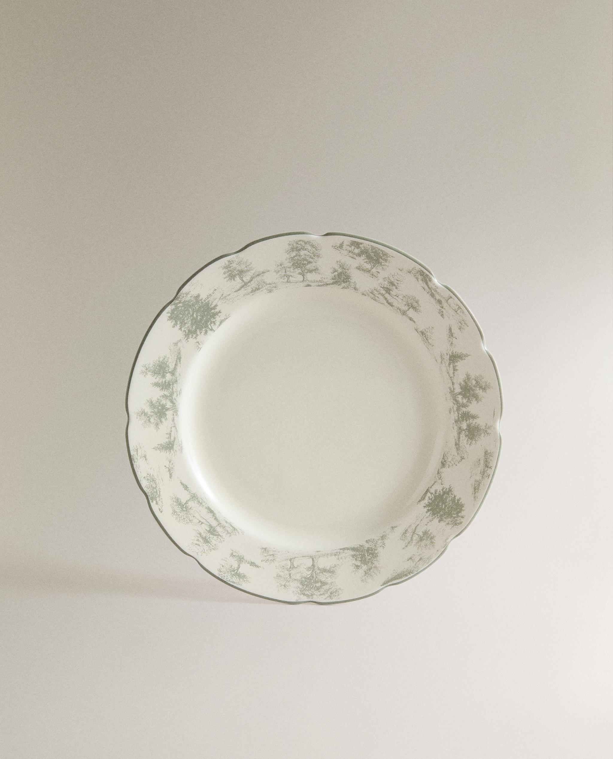 TOILE PORCELAIN DESSERT PLATE product thumbnail 2