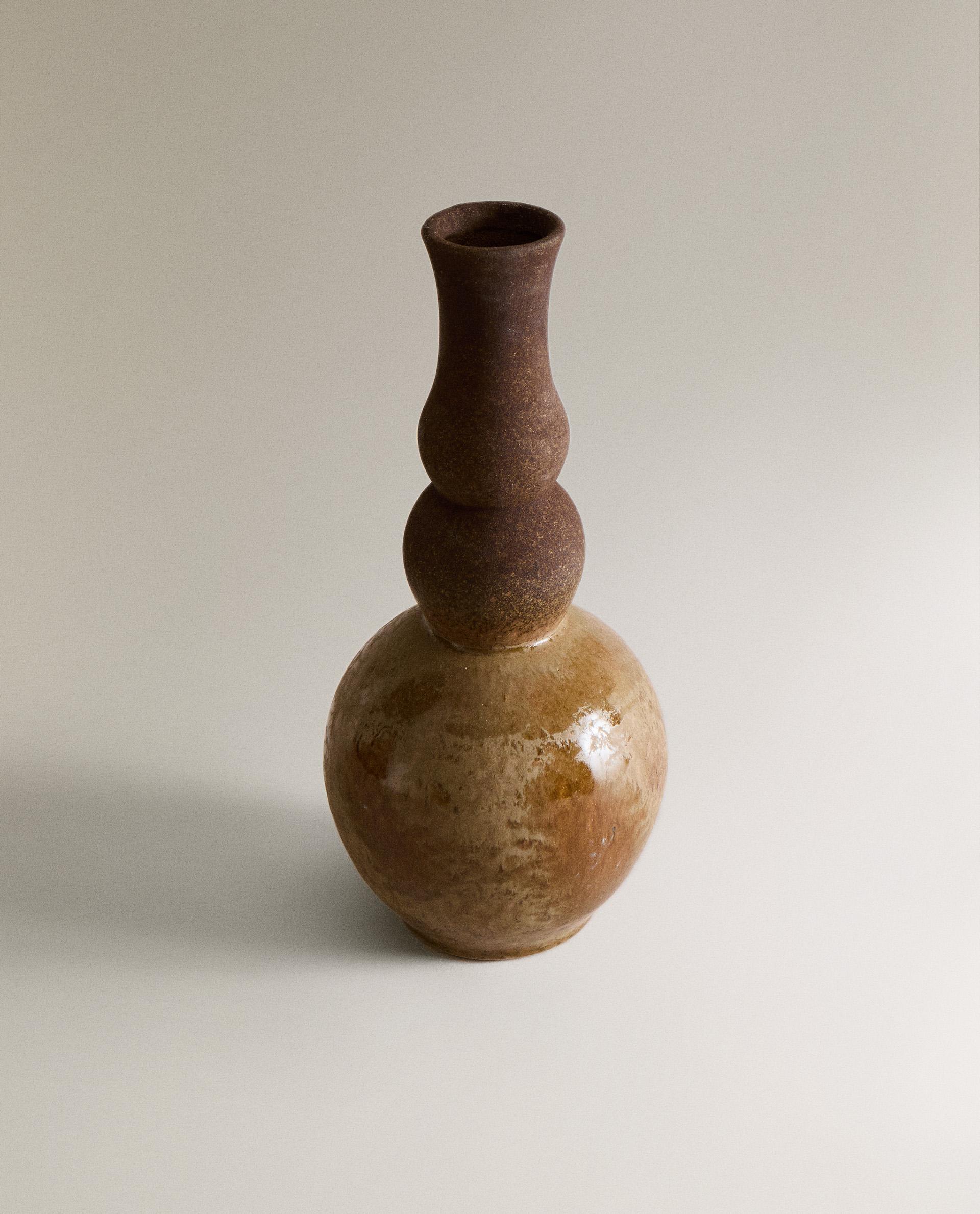 VASE CÉRAMIQUE BASE ARRONDIE