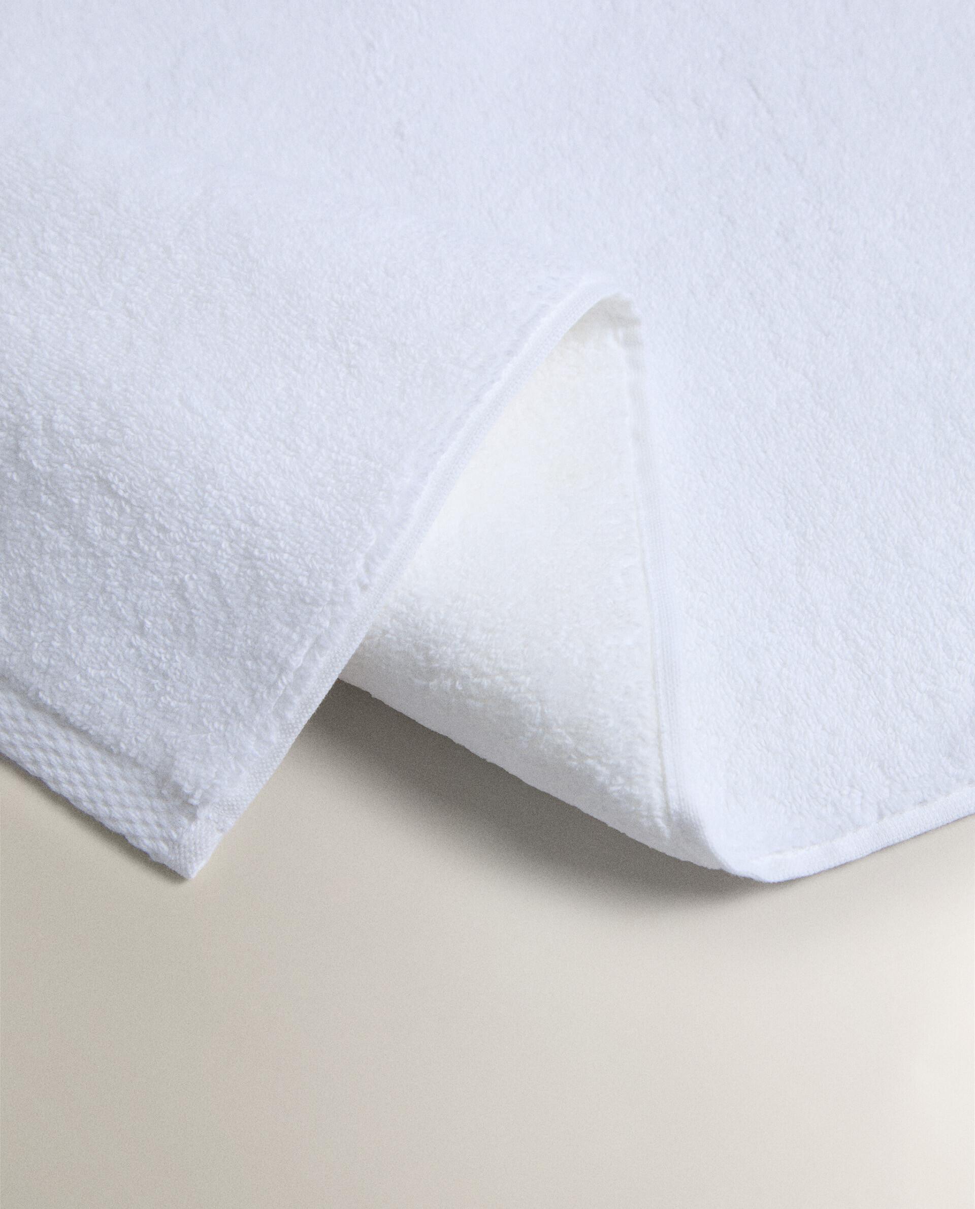 EXTRA SOFT BATH MAT product thumbnail 16