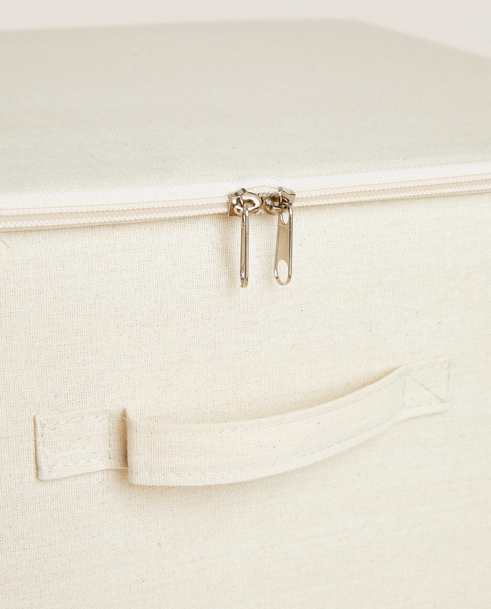 FOLDABLE STORAGE BOX WITH LID product thumbnail 15