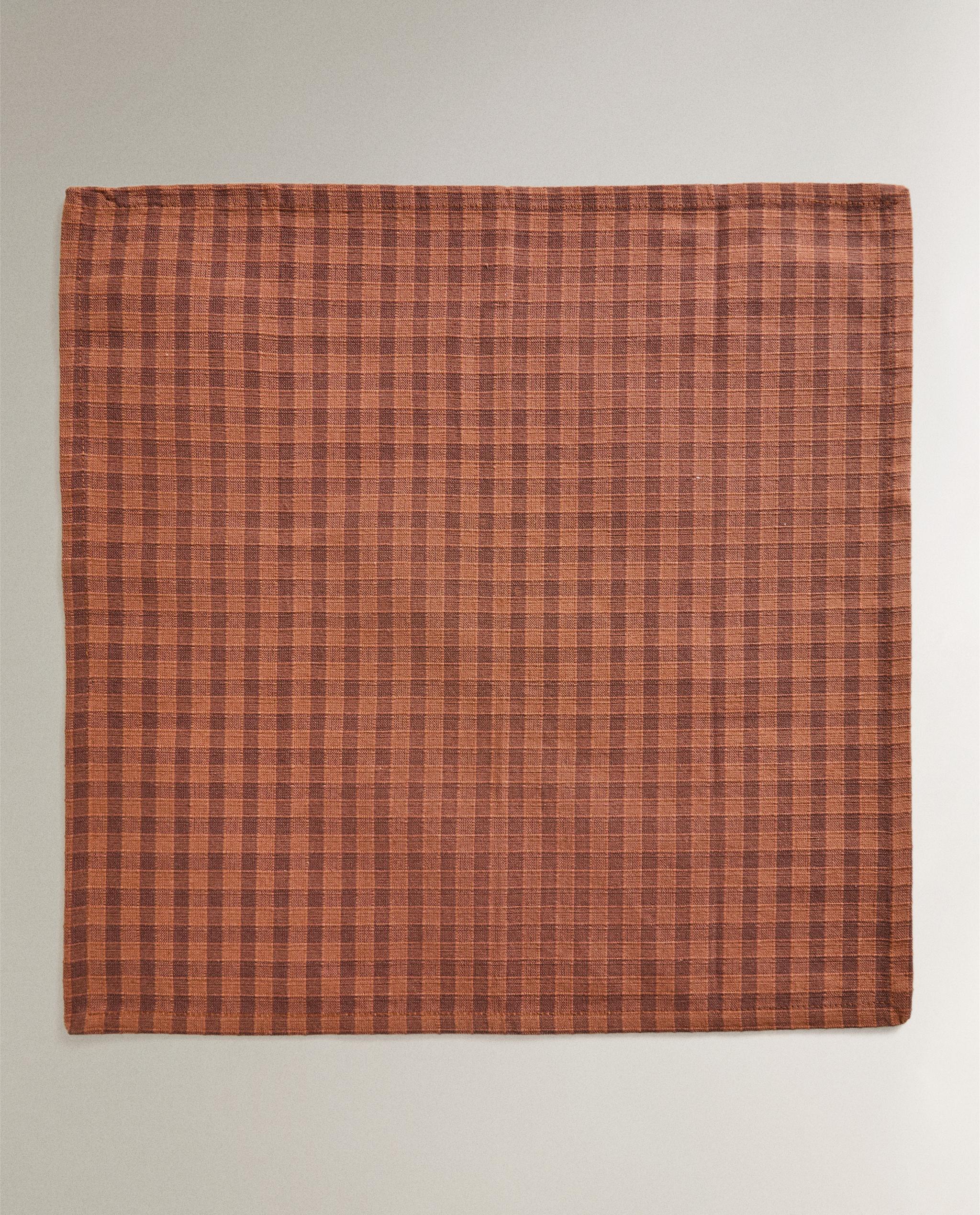 PACK OF CHECK NAPKINS WITH TOPSTITCHING (PACK OF 2) product thumbnail 15