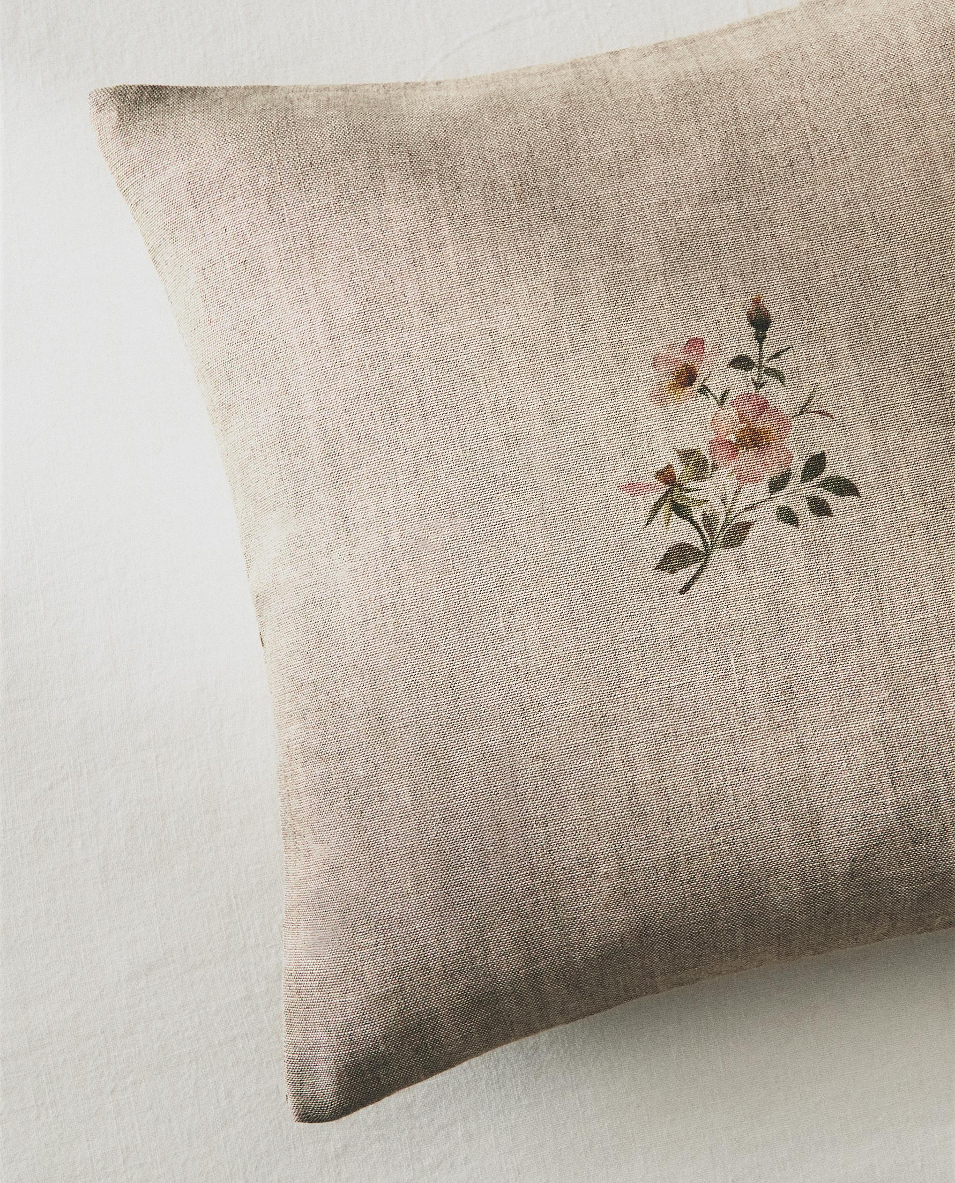 クッションカバー フローラル クッションカバー | Zara Home 日本/Japan