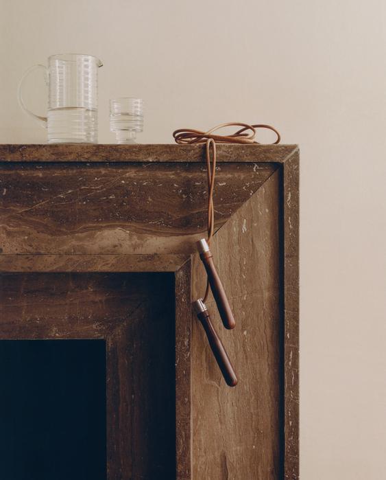 LEATHER SKIPPING ROPE